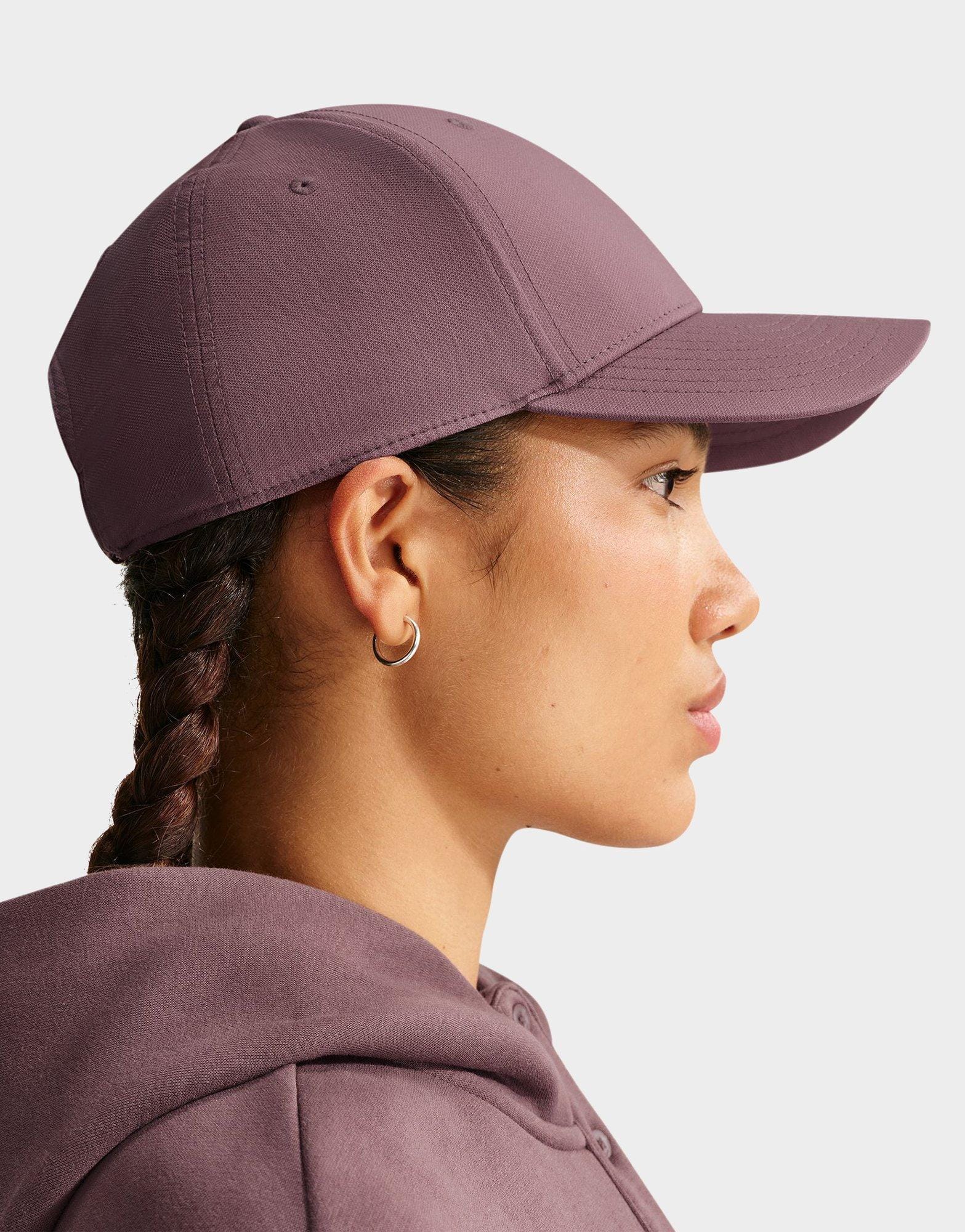Nike Dri - FIT Club Structured Metal Logo Cap