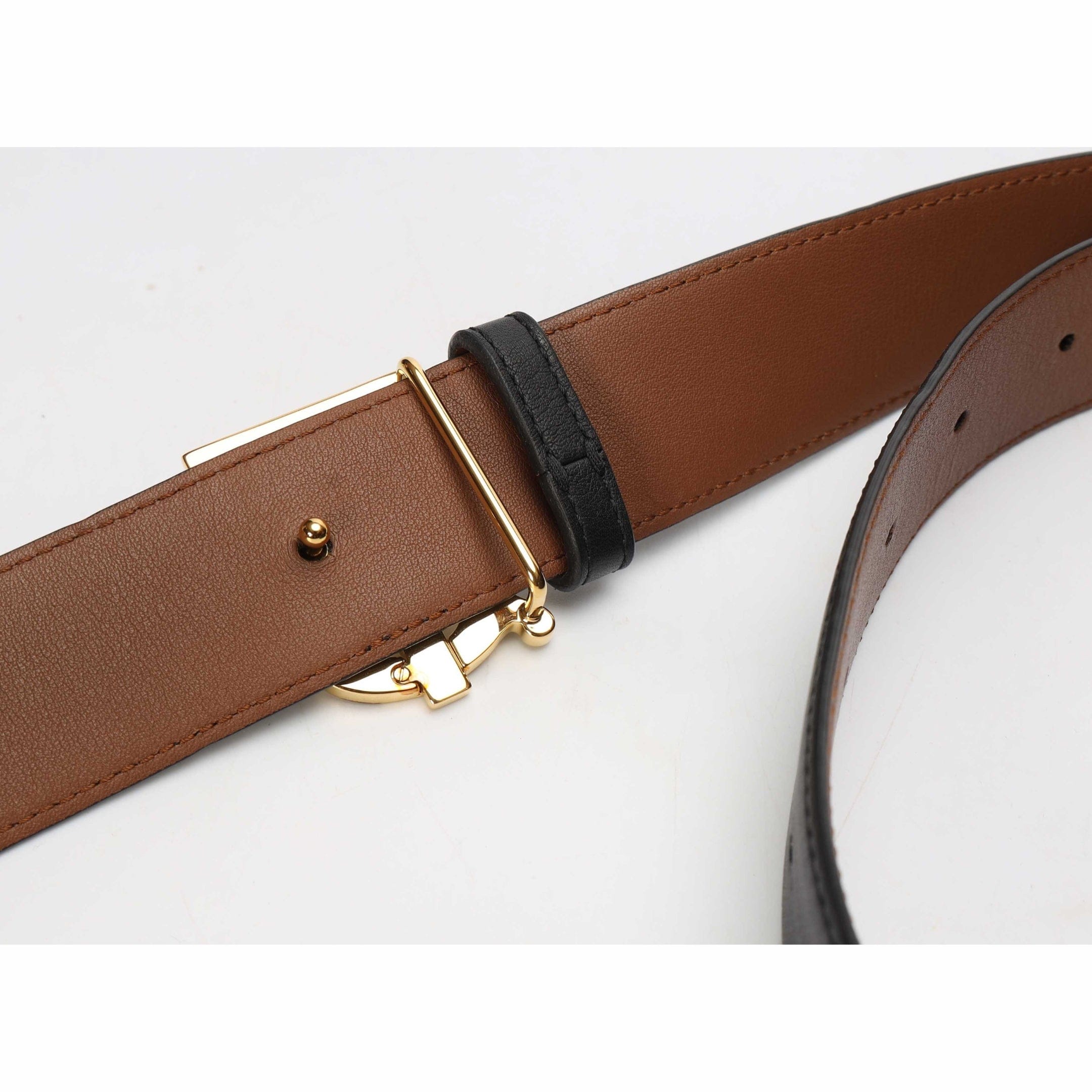 Burberry Thin Leather Reversible TB Belt