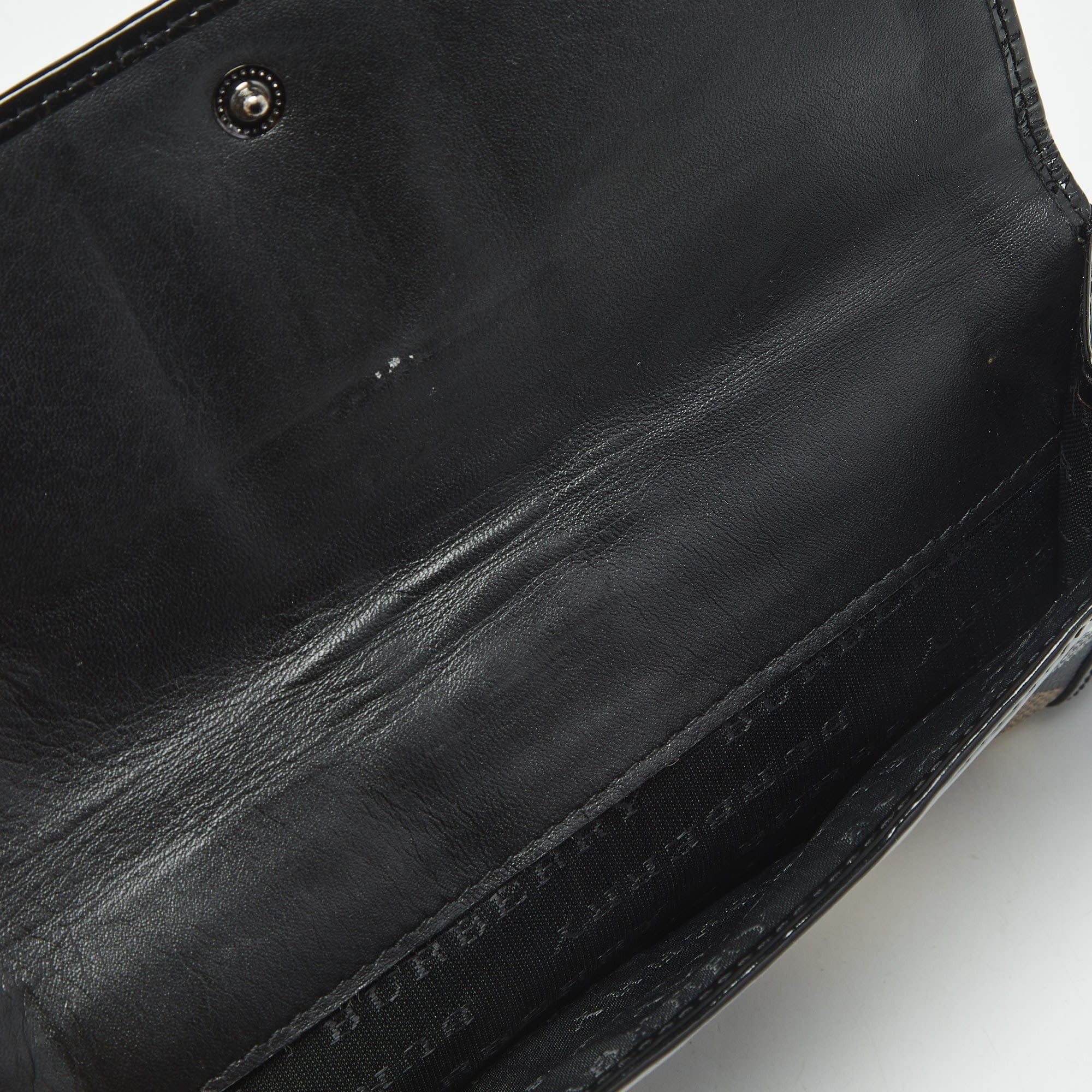 Burberry Black/beige Nova Coated Canvas And Patent Leather Flap Continental Wallet