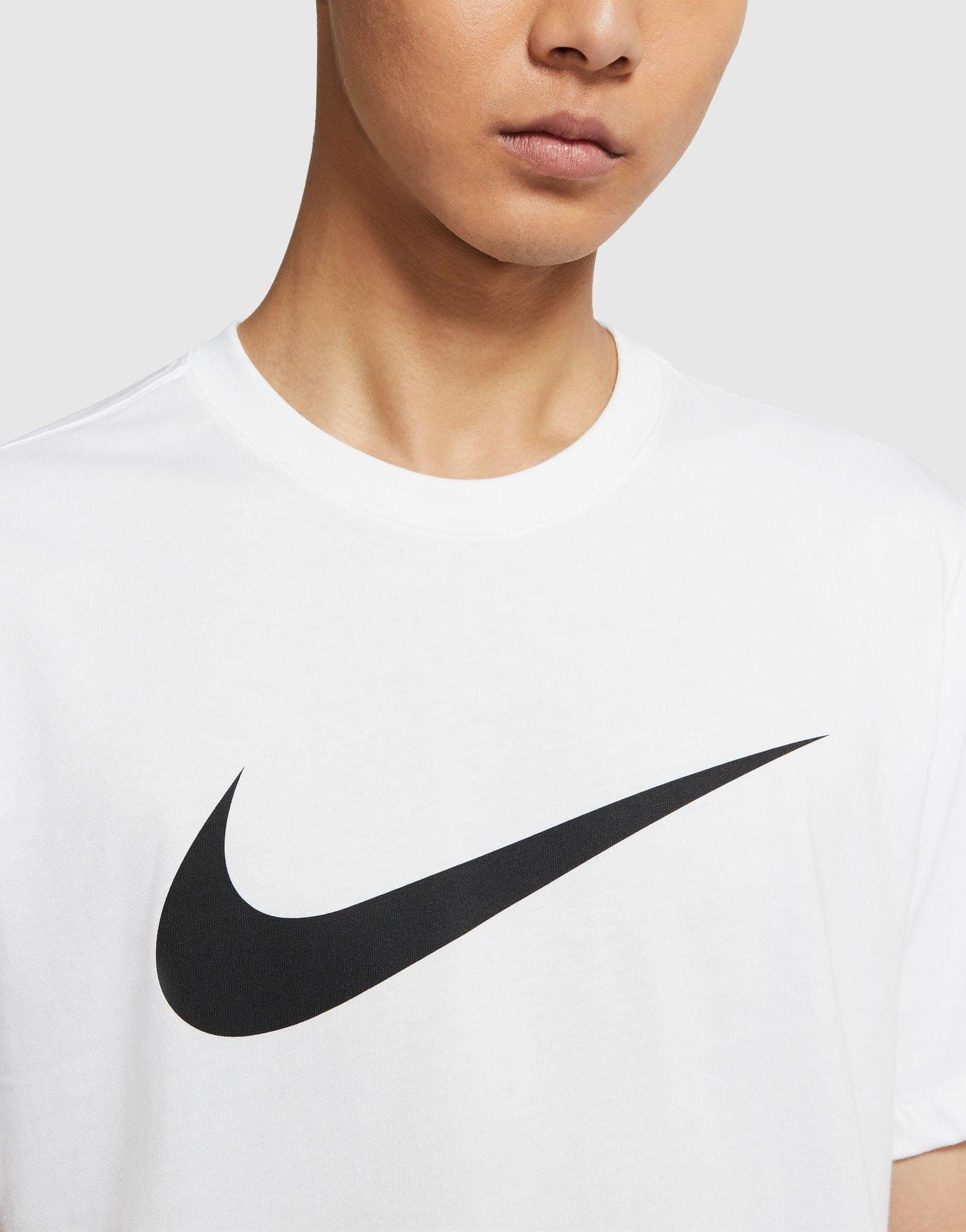 Nike Sportswear Swoosh T - Shirt