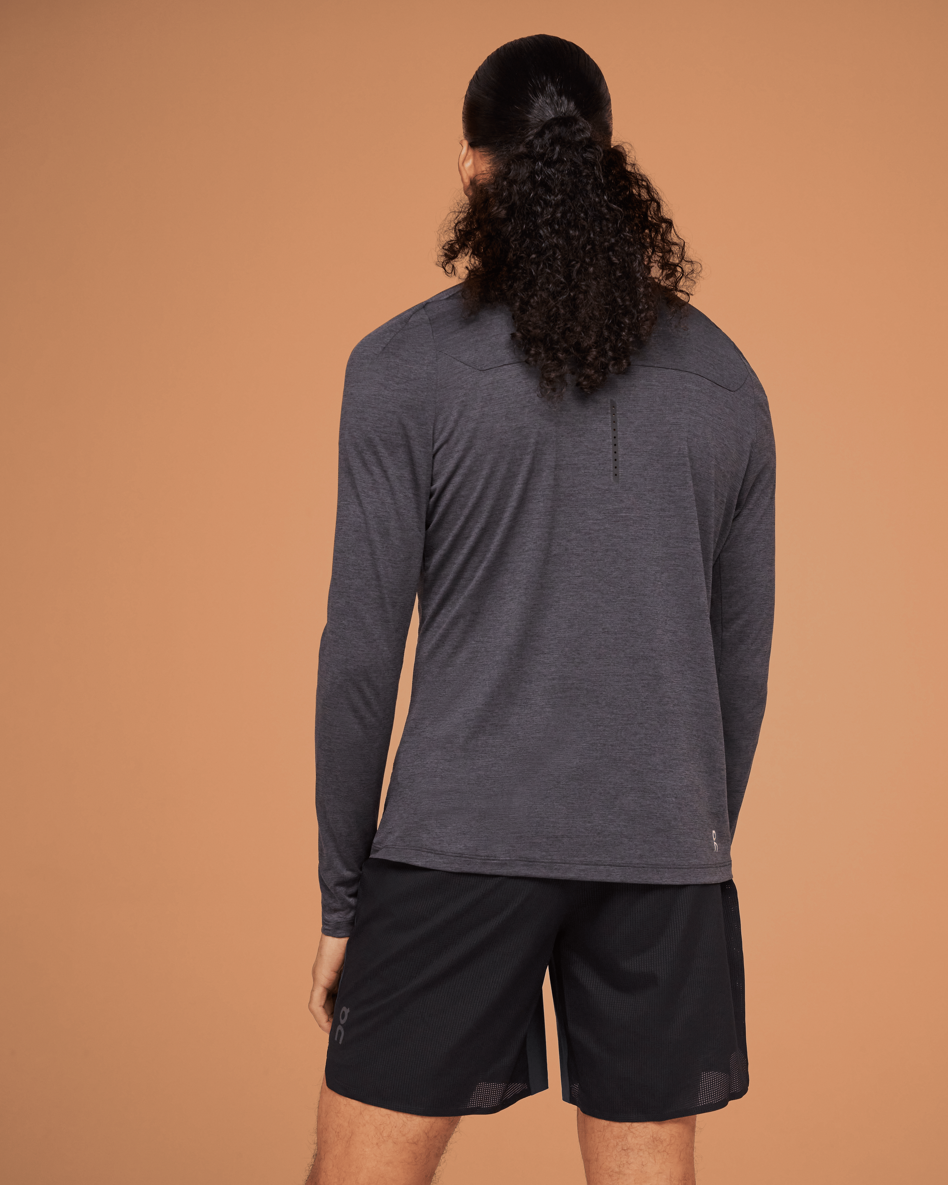 On Running On Lightweight Shorts Navy | Black