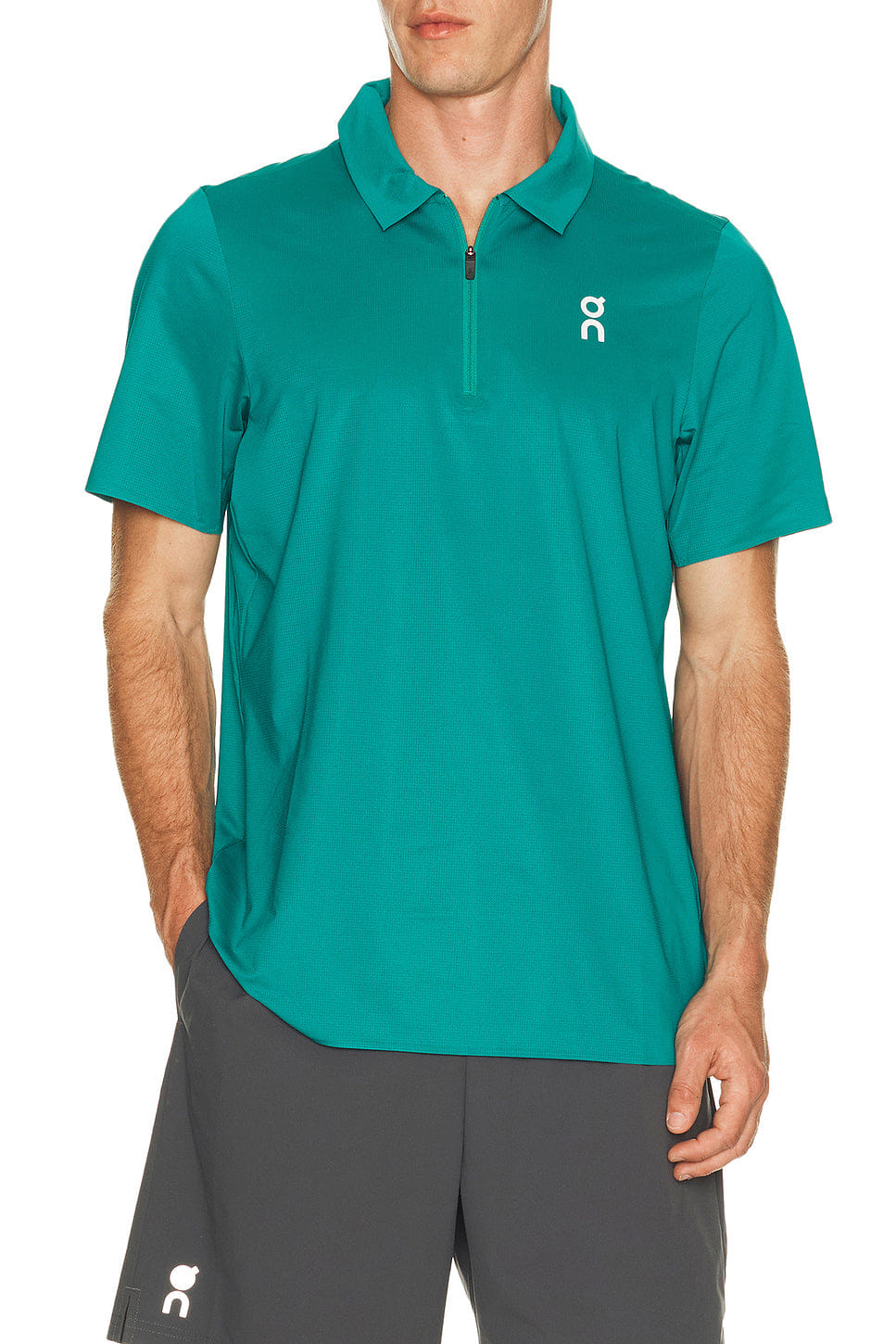 On Running Court Polo