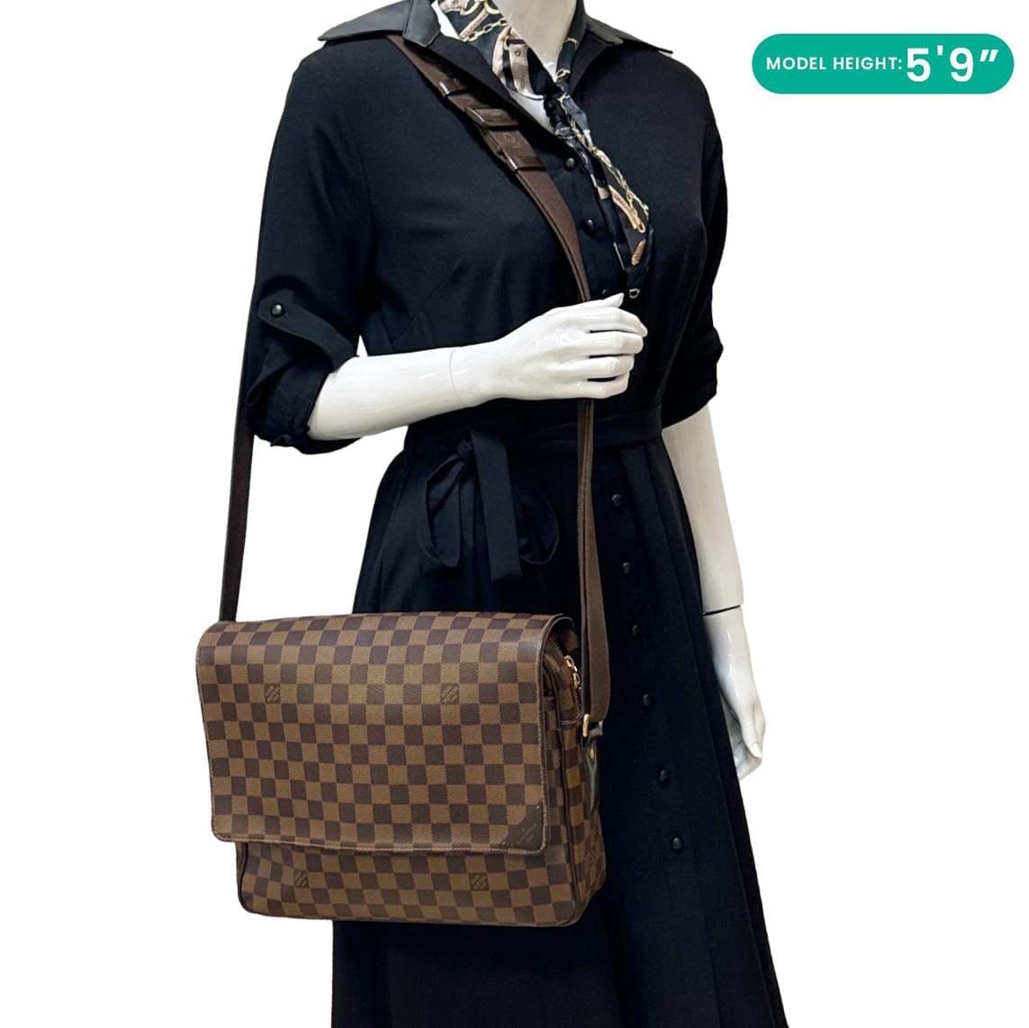 LOUIS VUITTON Shelton MM Damier Ebene Messenger Bag Brown