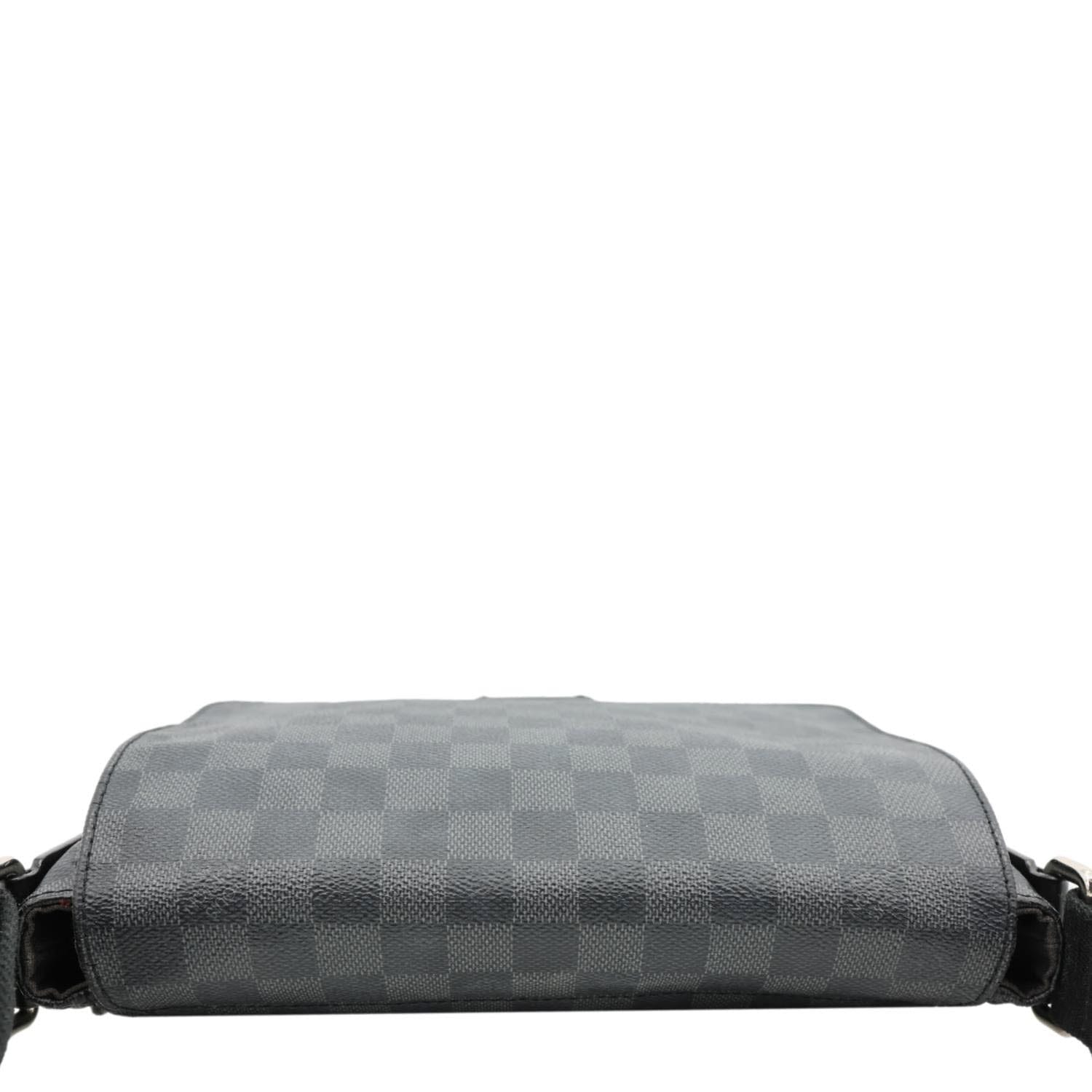 LOUIS VUITTON District PM Damier Graphite Messenger Bag Black