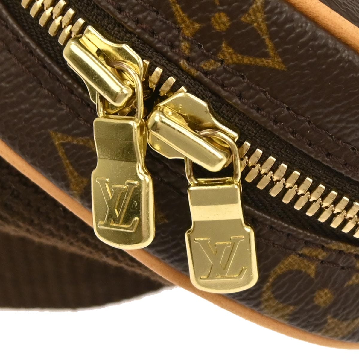 Louis Vuitton 2003 Monogram Pochette Gange Bum Bag M51870