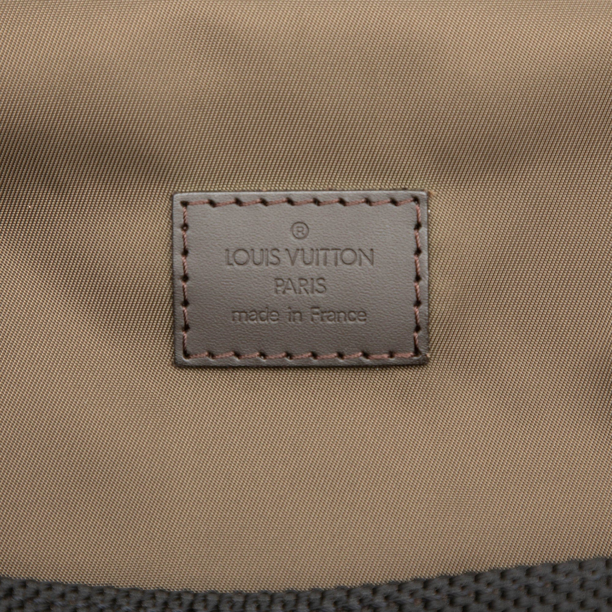 Louis Vuitton Damier Geant Messenger Bag