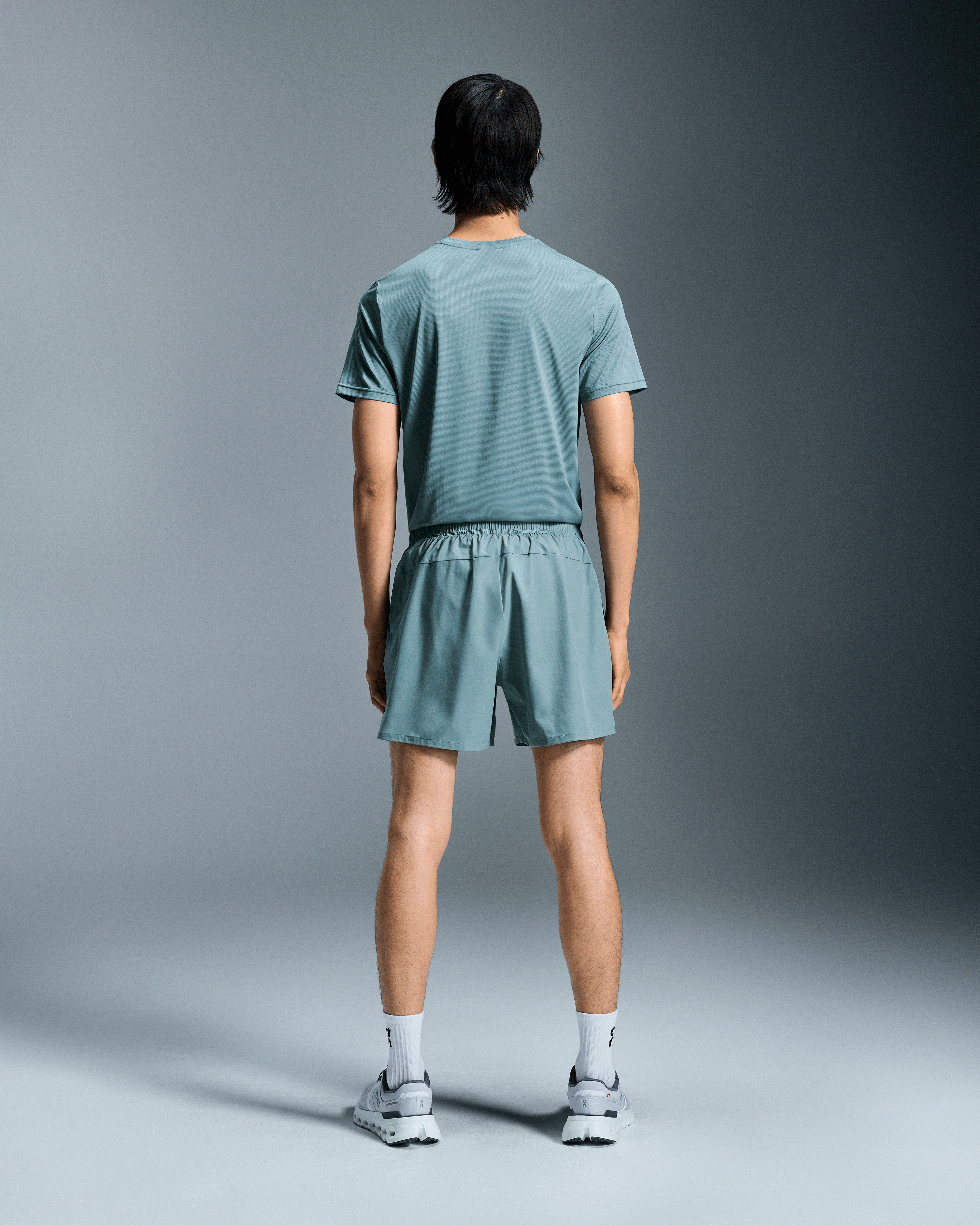 On Running On Essential Shorts Coast