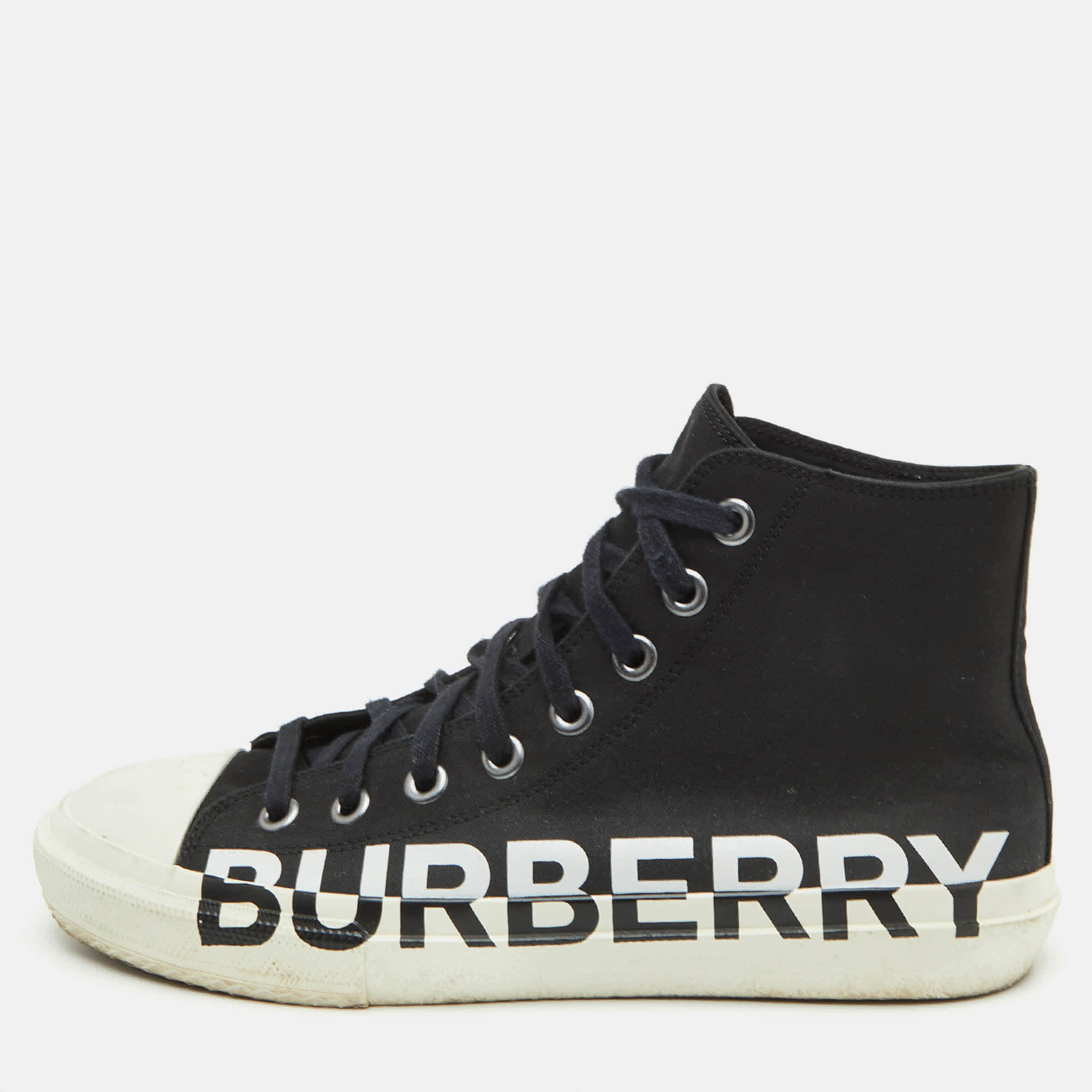 Burberry Larkhall