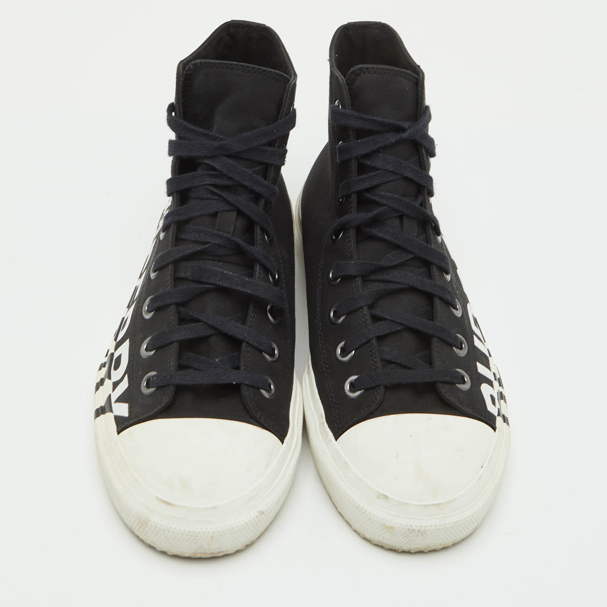 Burberry Larkhall