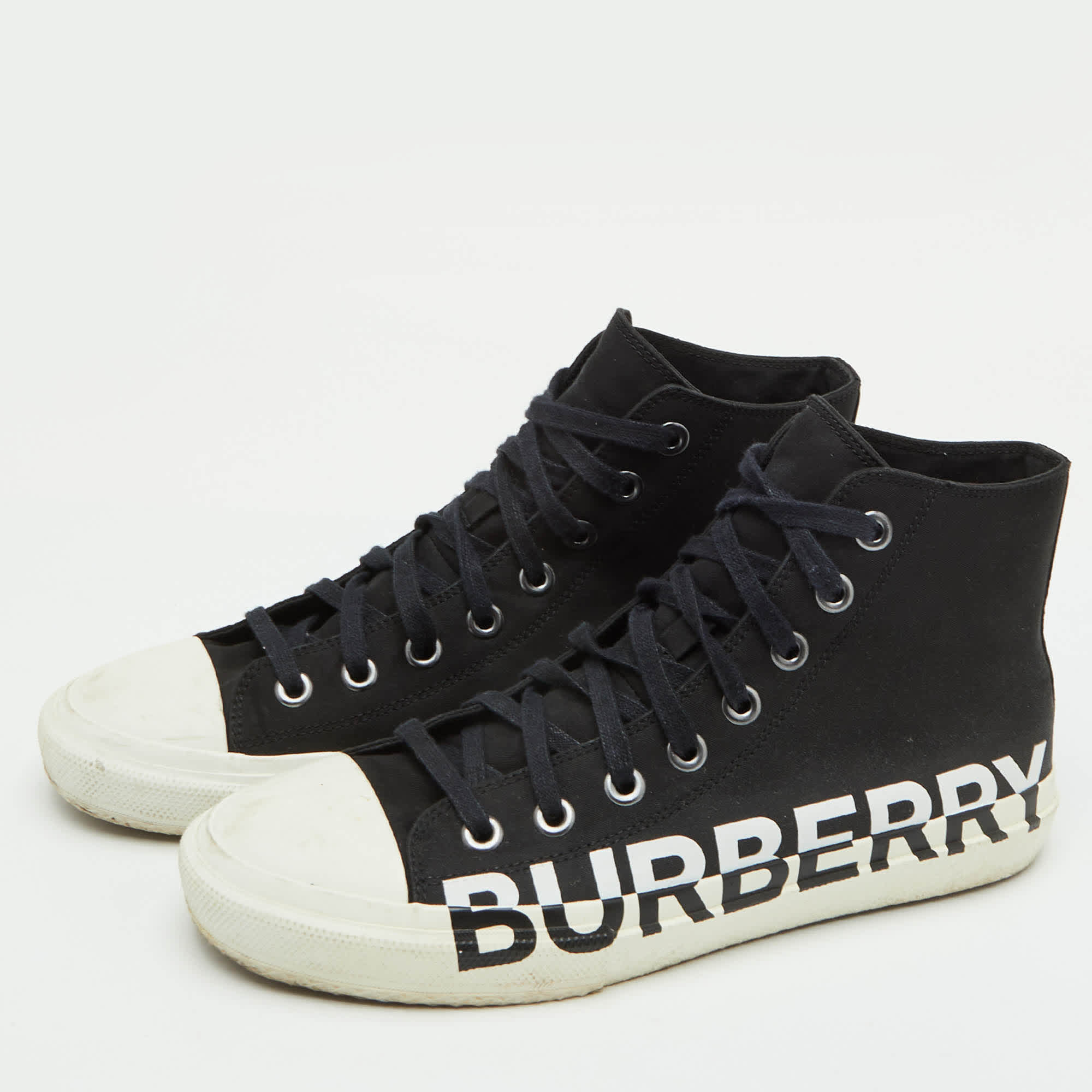 Burberry Larkhall