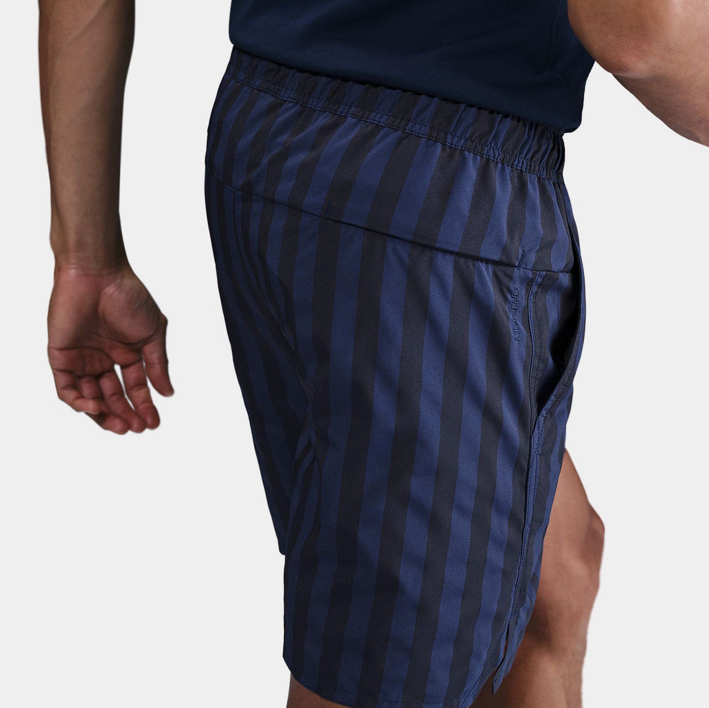 Nike Unlimited Dri Fit 7" Mens Shorts (Black/Blue Void/Black)