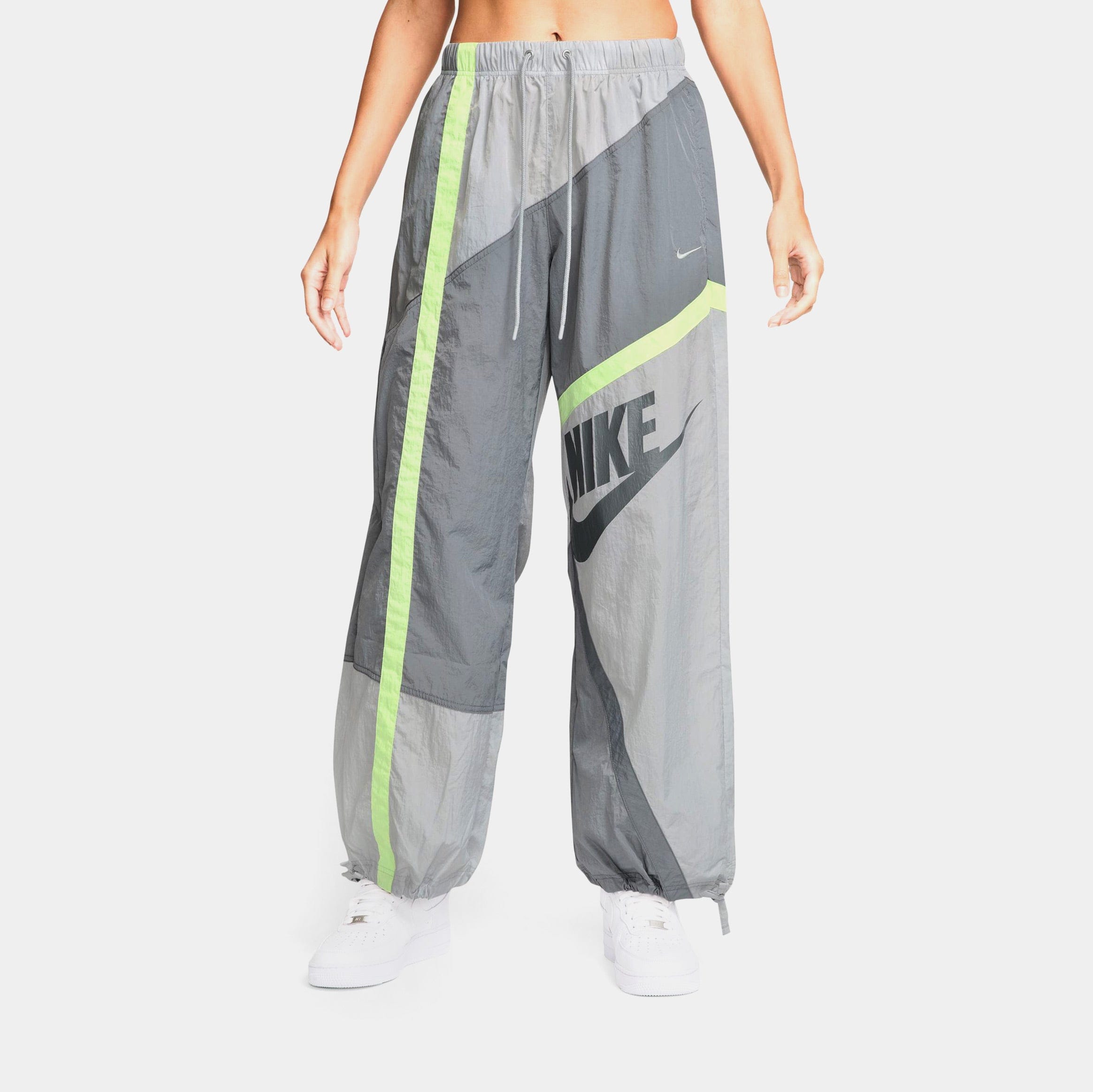 Nike Mid Rise Loose Woven Open Hem Womens Pants (Smoke Grey/Light Smoke Grey/Light Liquid Lime/Light Smoke Grey)