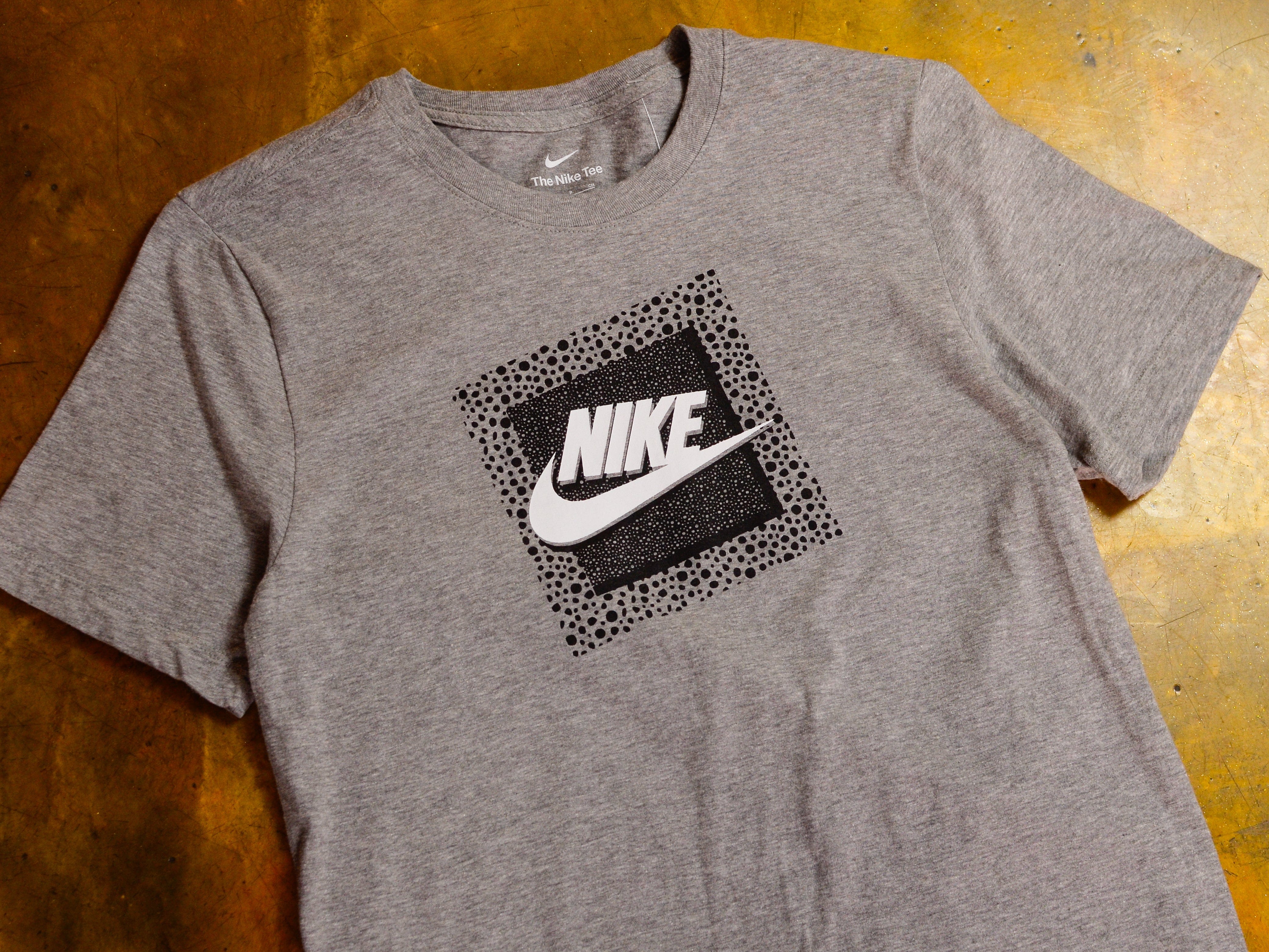 Nike Sportswear Layer Logo T - Shirt - Grey