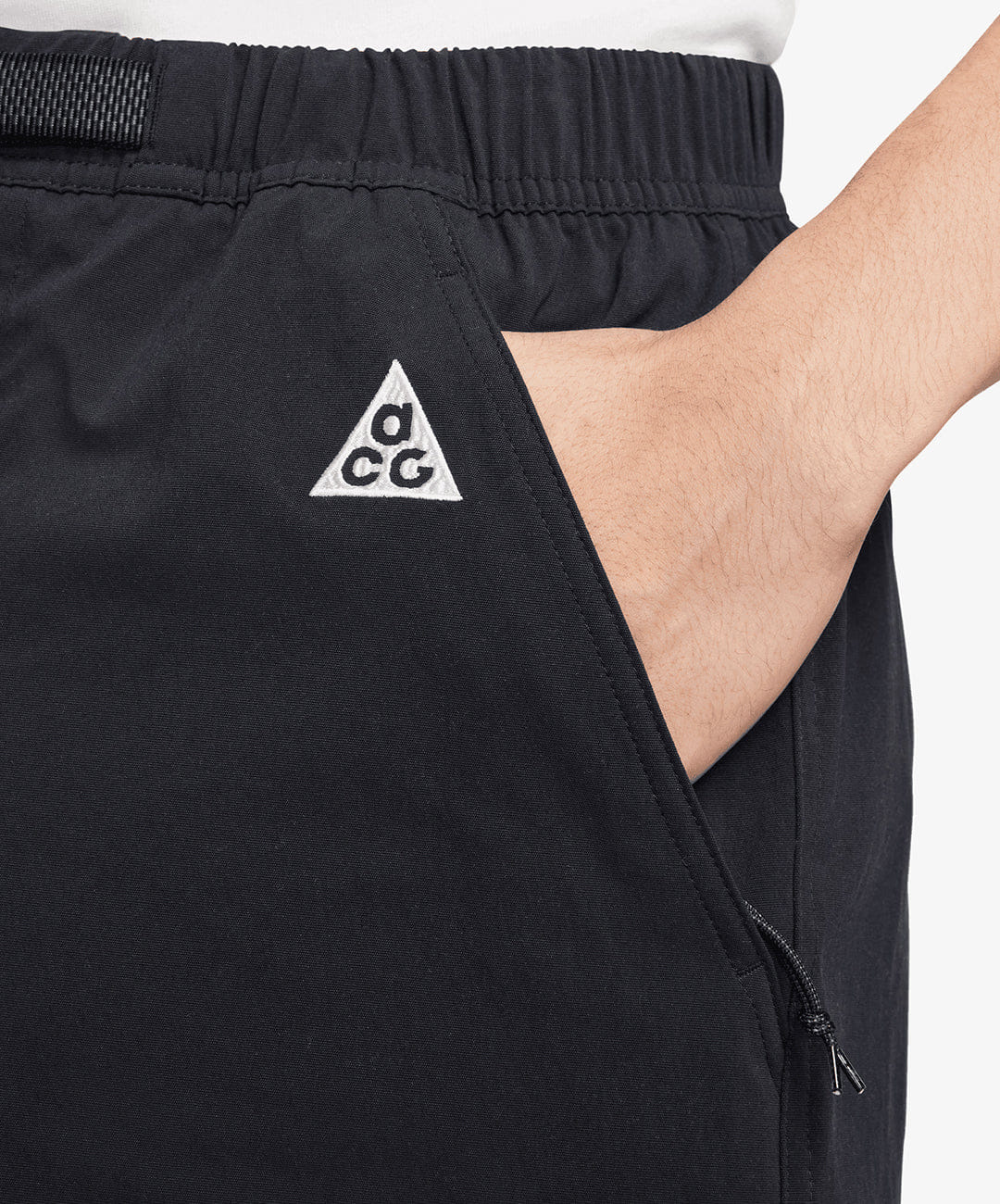 Nike | ACG HIKING SHORTS { BLACK/ANTHRACITE/SUMMIT WHITE
