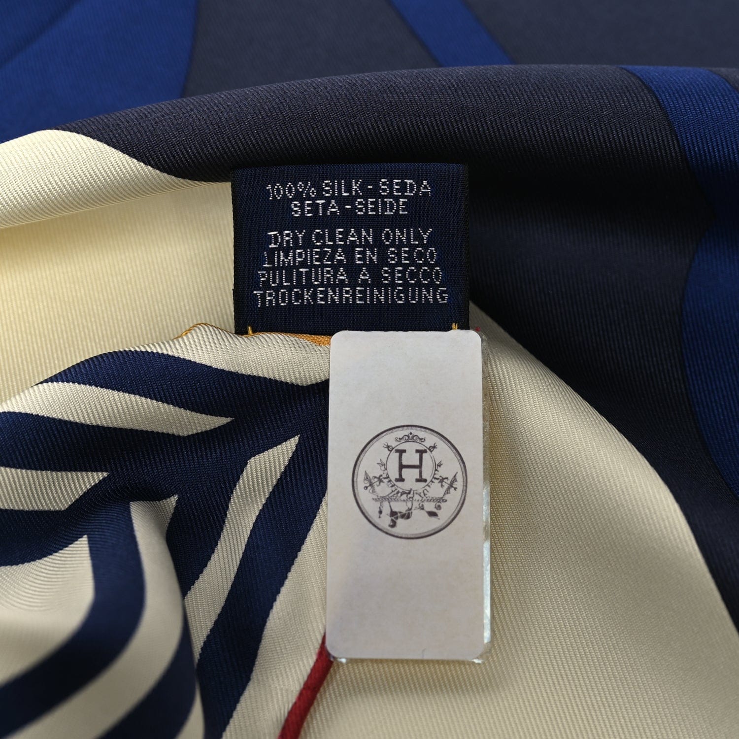 Hermes Silk 18 - 3 - 7 Scarf 90 Creme Marine Rose Vif