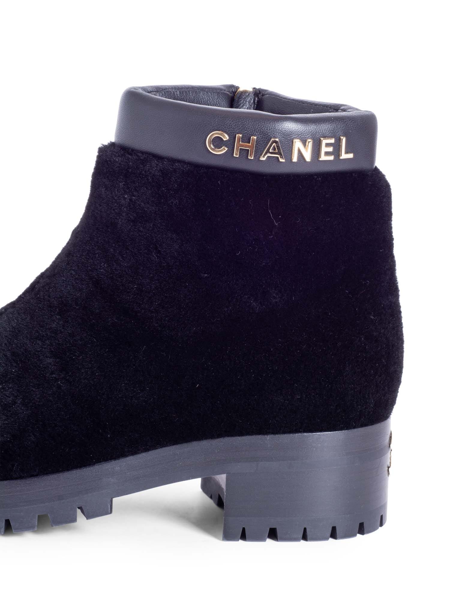 Chanel CC Logo Shearling Fur Leather Boots Black