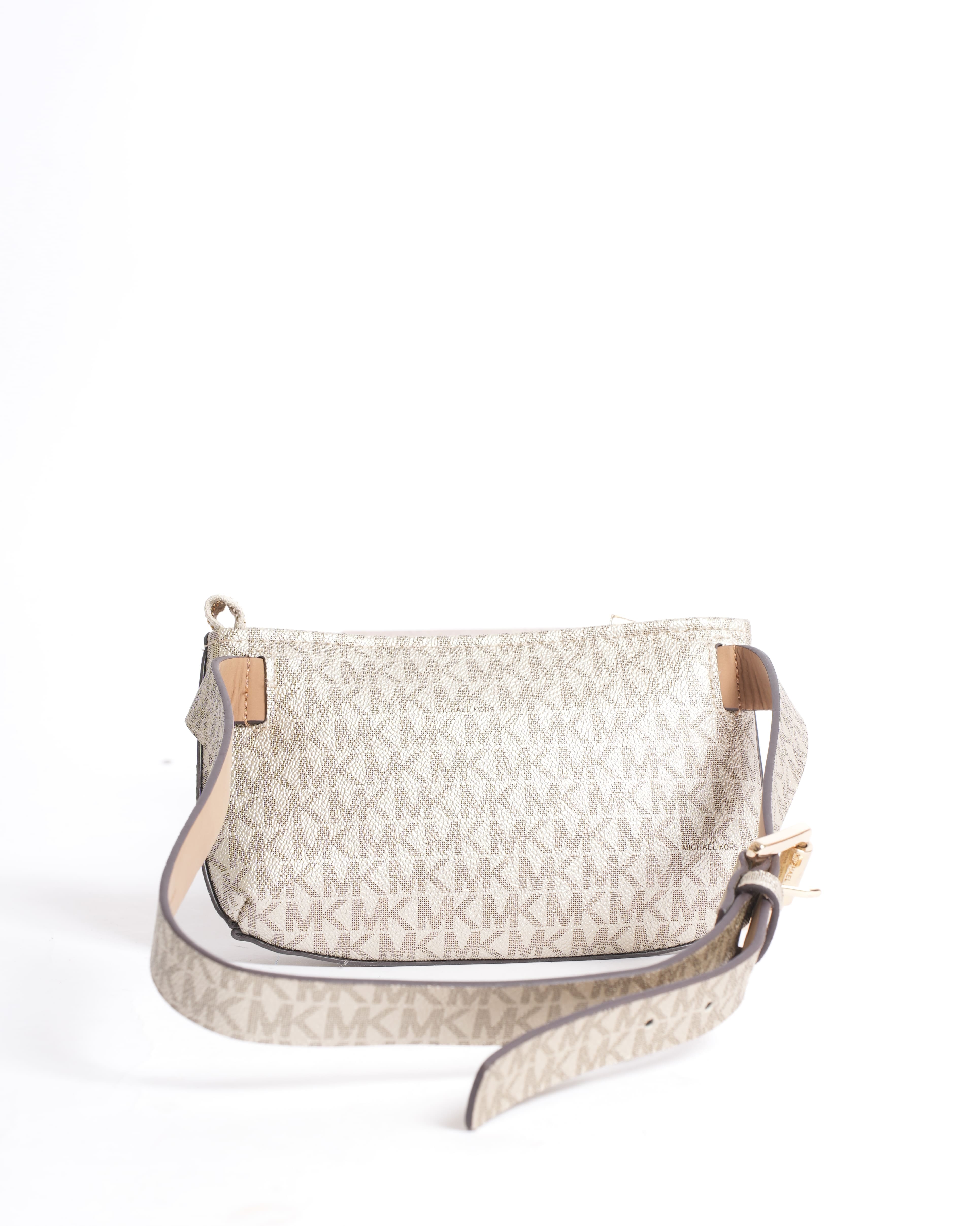 Michael kors jet set signature belt strap bag