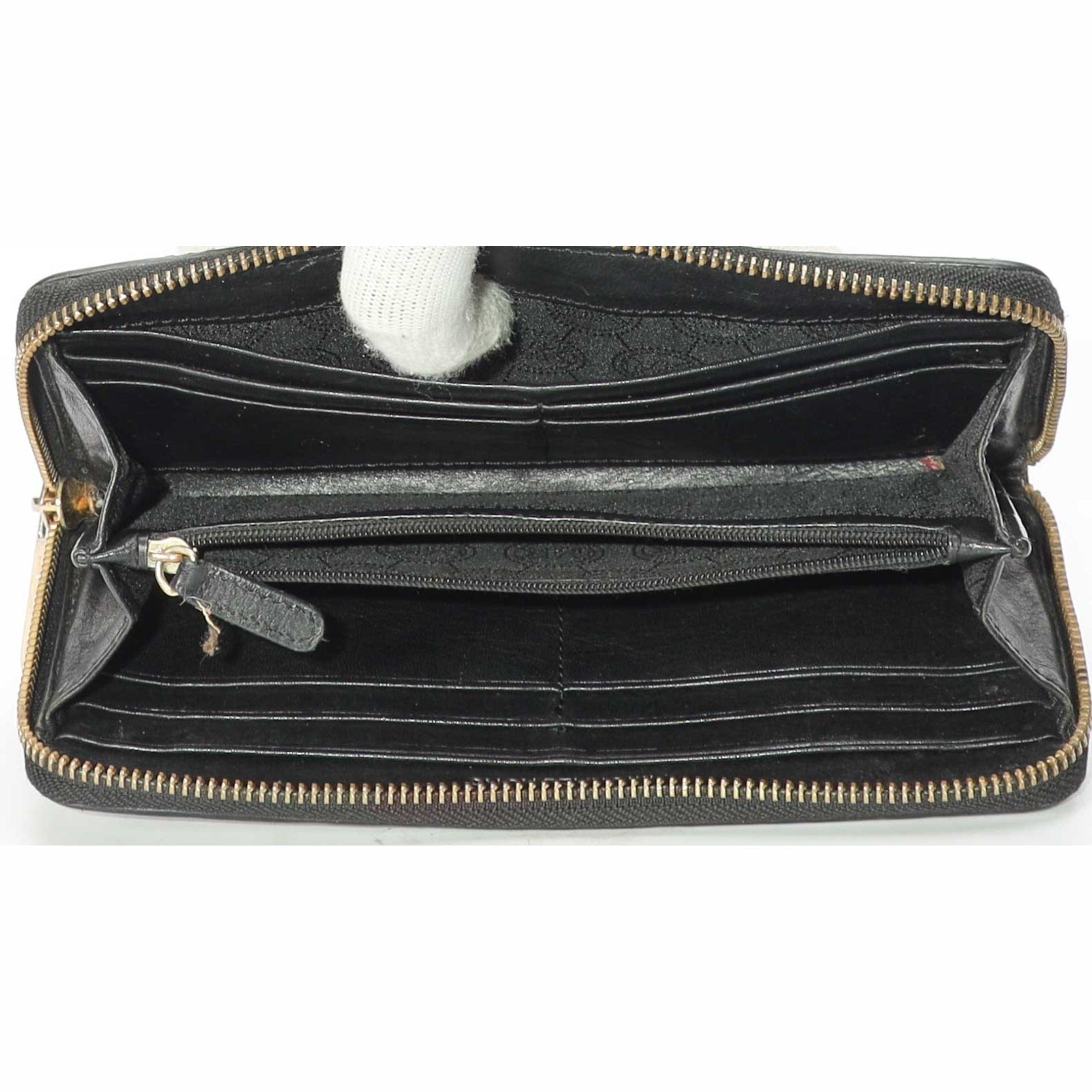 Michael Kors Beige/Black Signature Logo Zip Around Wallet