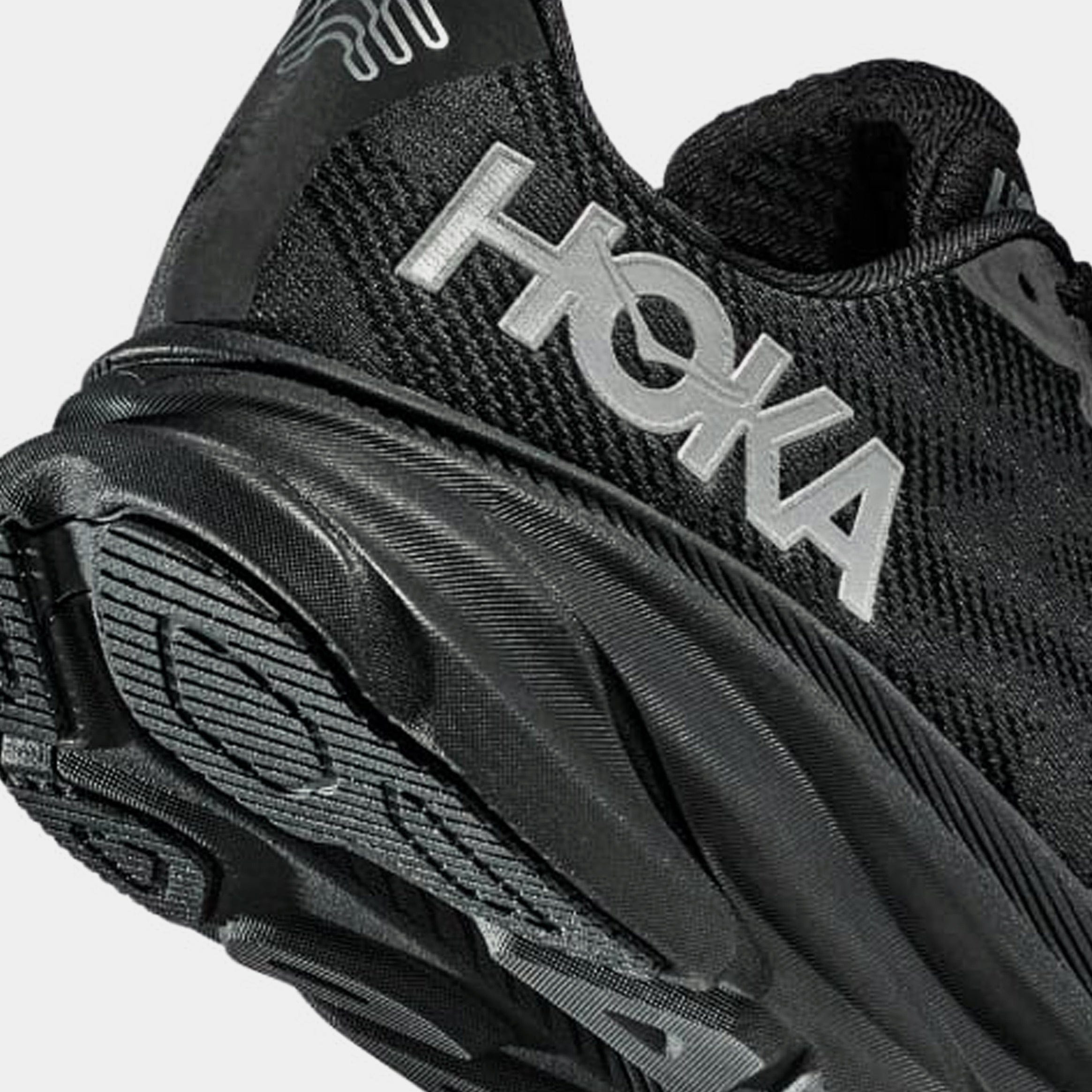 Hoka Clifton 9 GTX Mens Running Shoes (Black/Black)