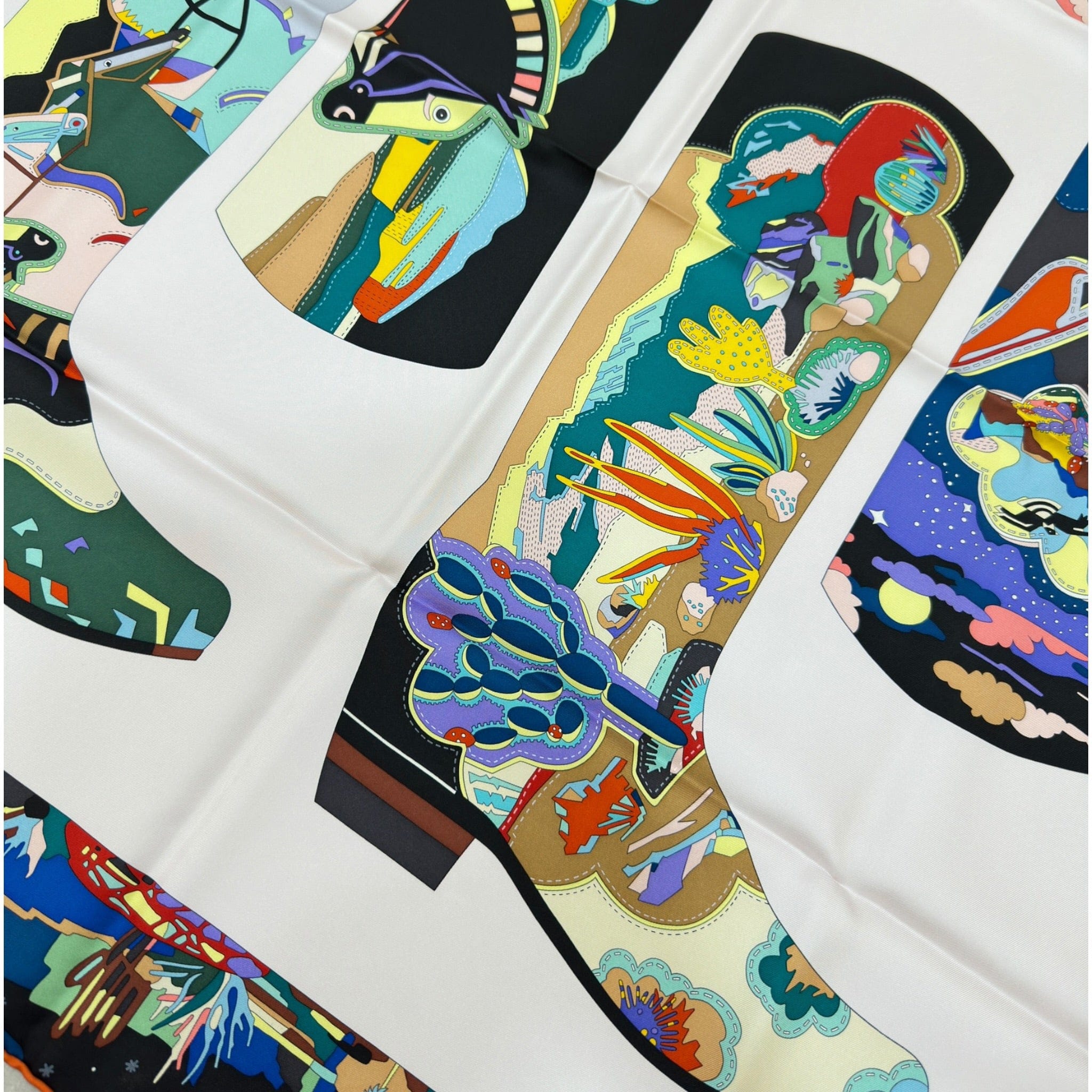 Hermès Bottes Story Silk Scarf 90