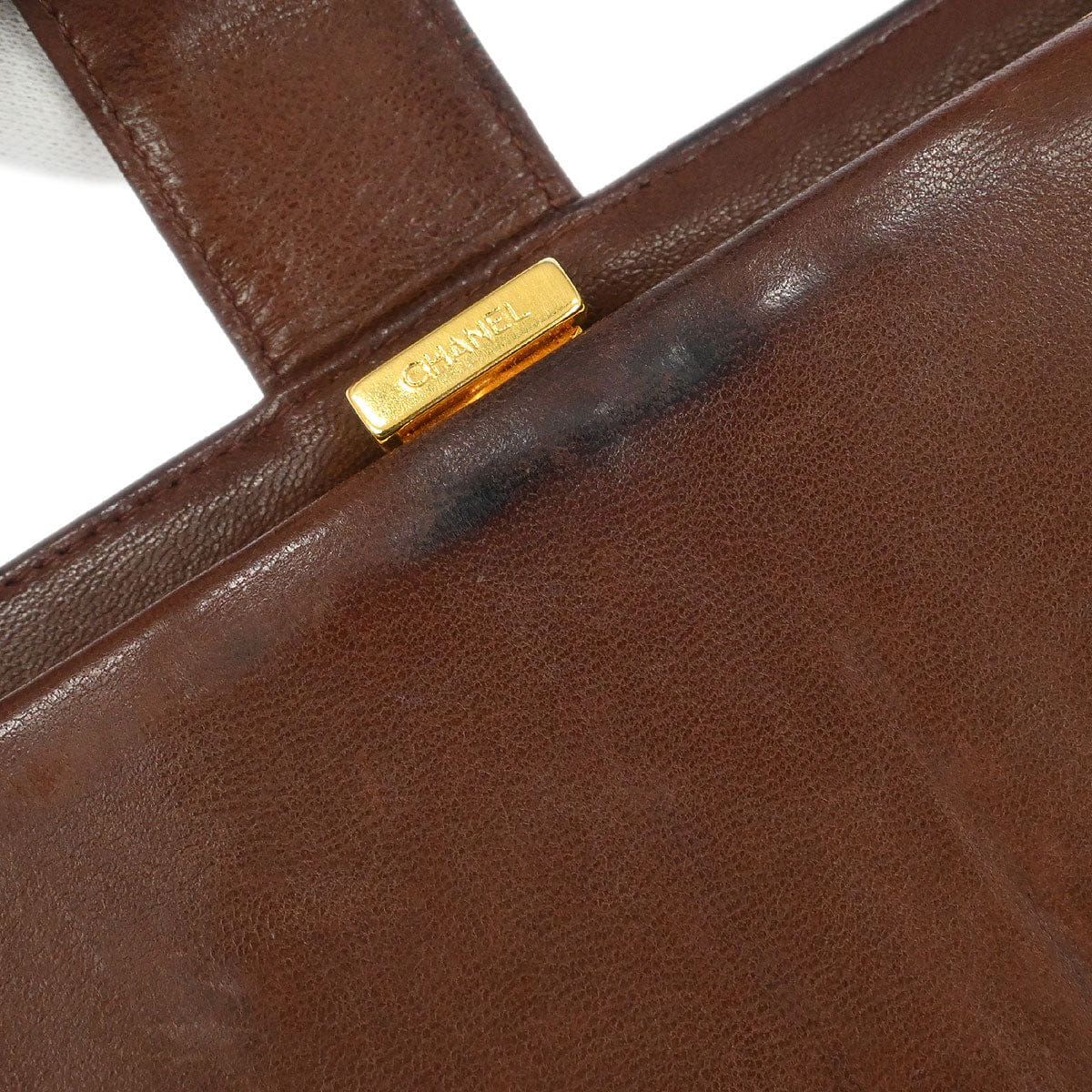 Chanel 1996 - 1997 Brown Caviar Skin Long Bifold Wallet