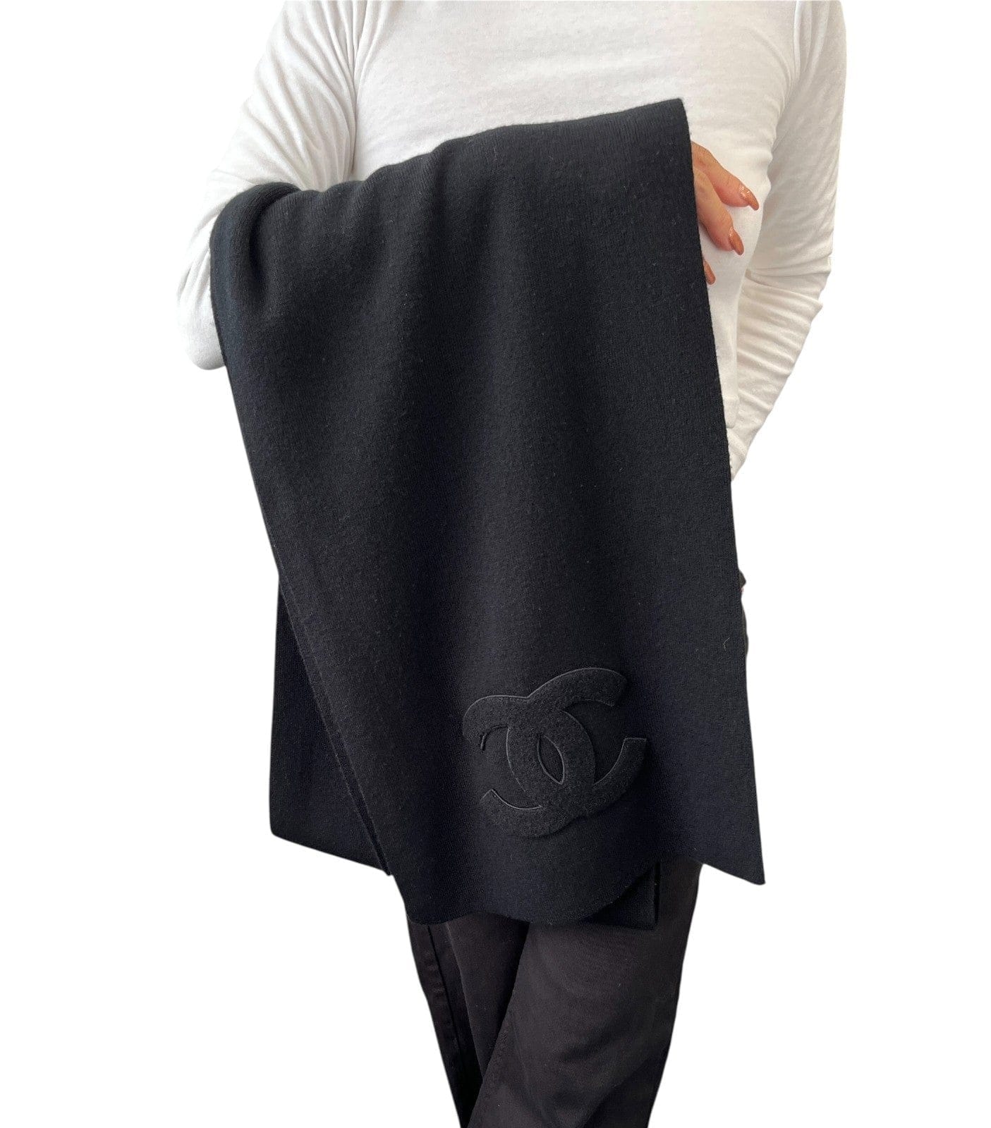 CHANEL Vintage CC Big Logo Muffler Scarf Wrap Accessory Black Cashmere Patch