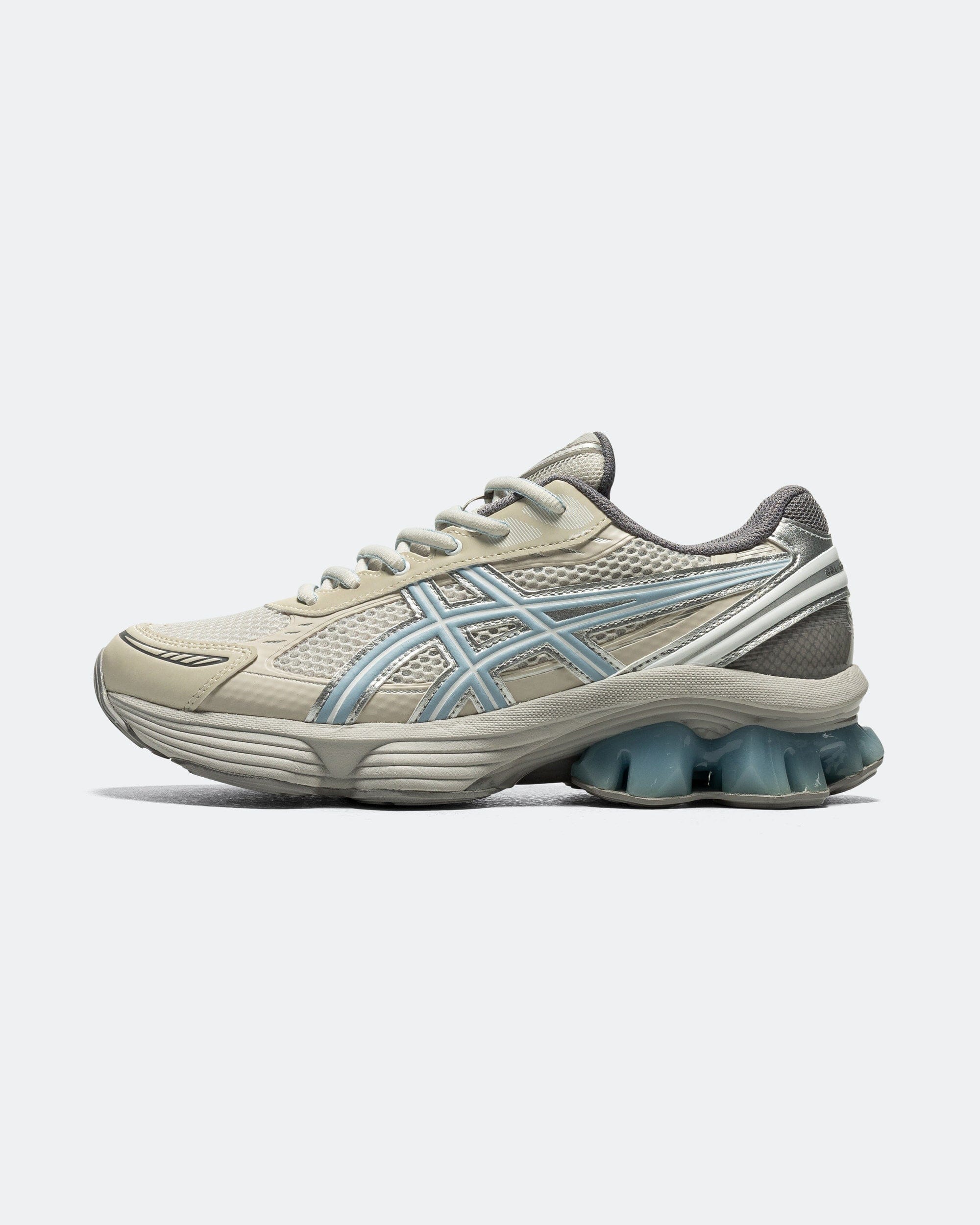 ASICS Gel - Kinetic Fluent x EMMI - Cream/Soft Sky
