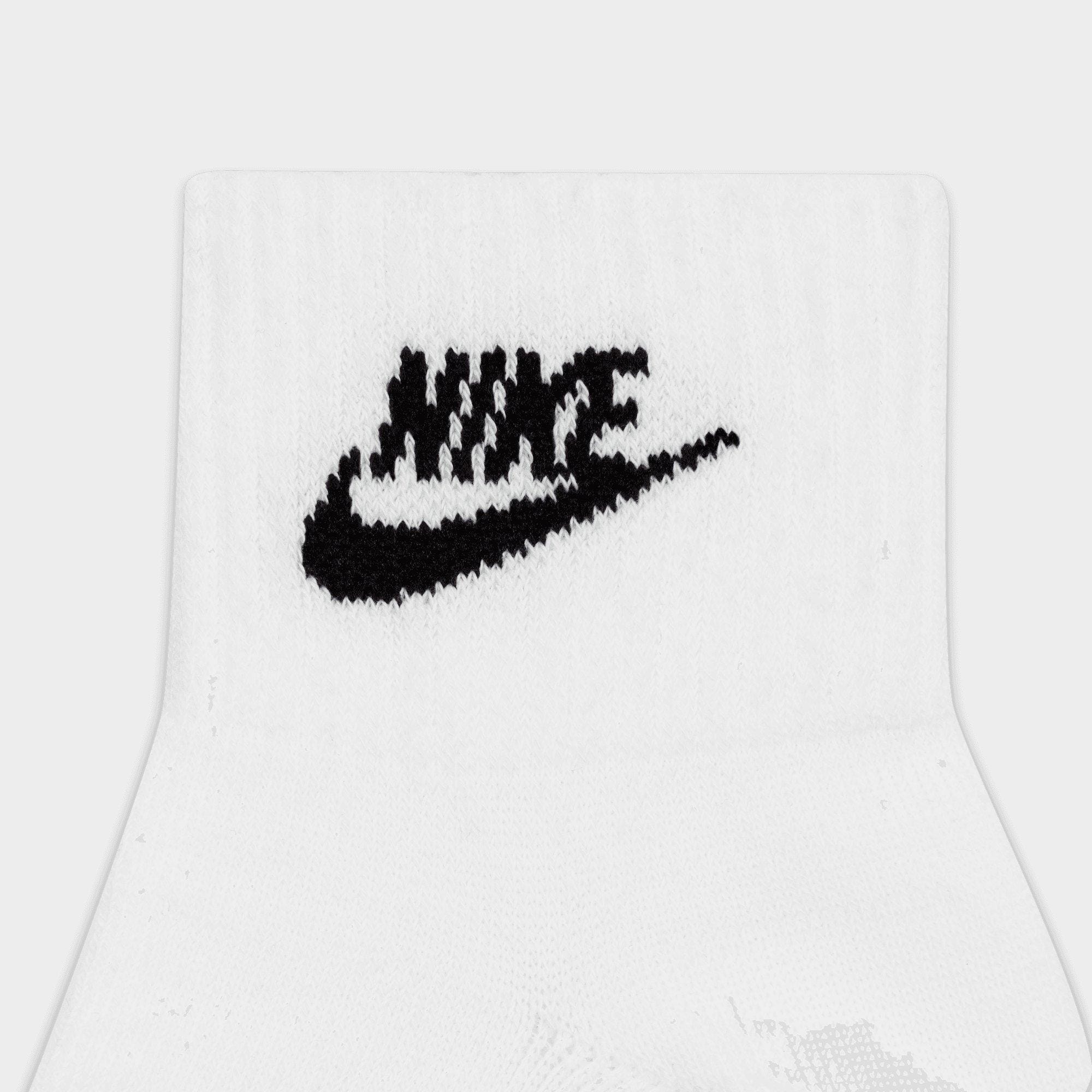 Nike Everyday Essential Socks 3 Pack
