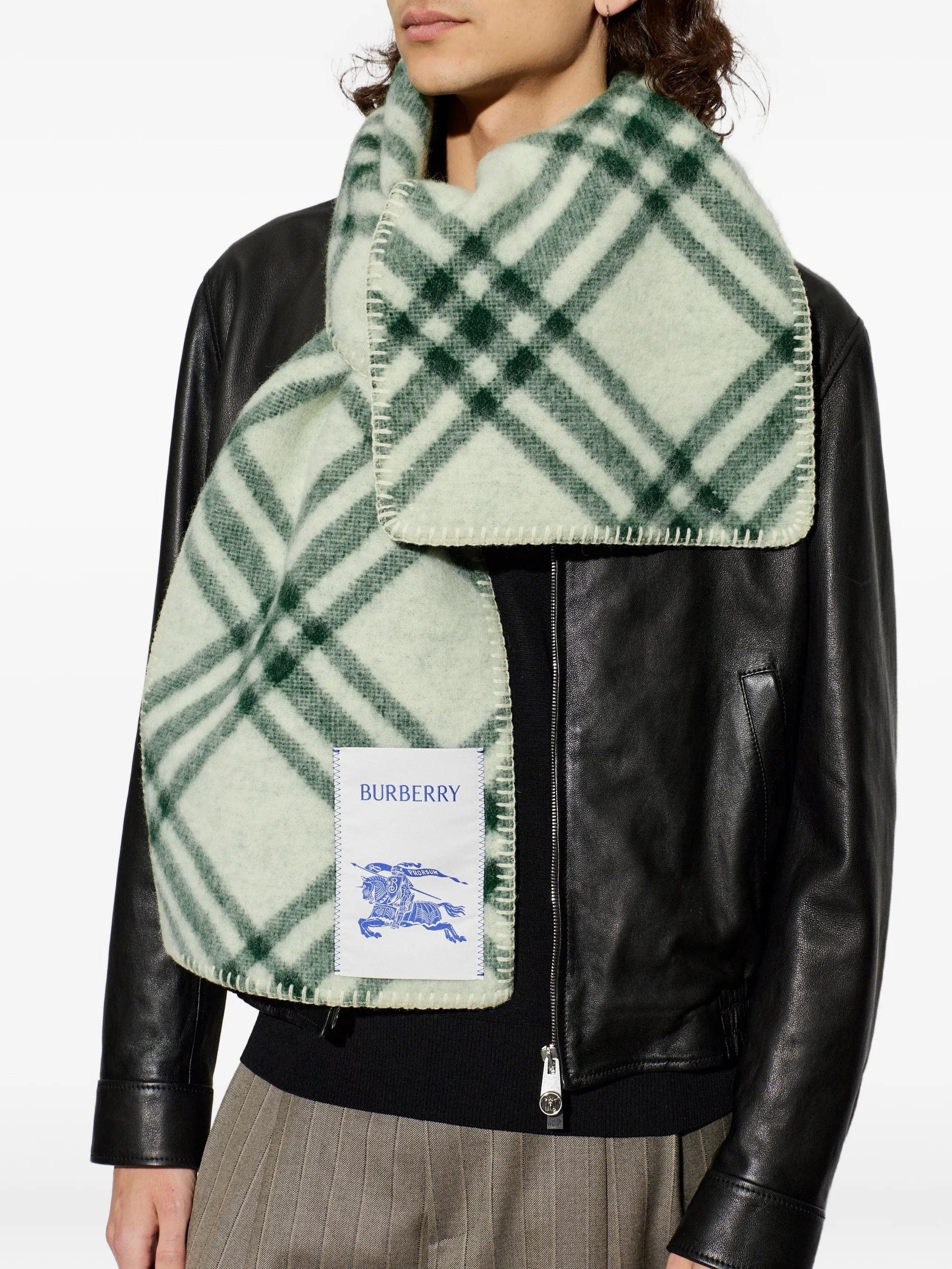 Burberry Check wool scarf