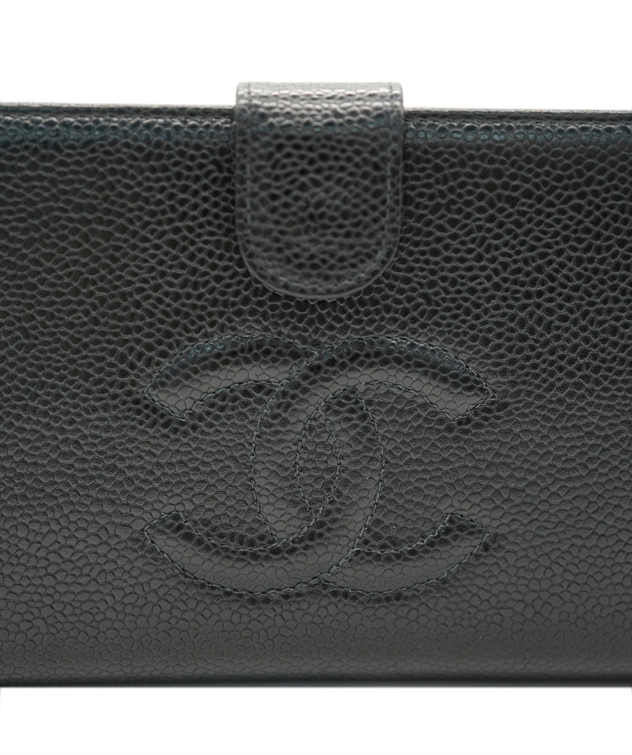 CHANEL Long Wallet Black Caviar skin DBXS3577