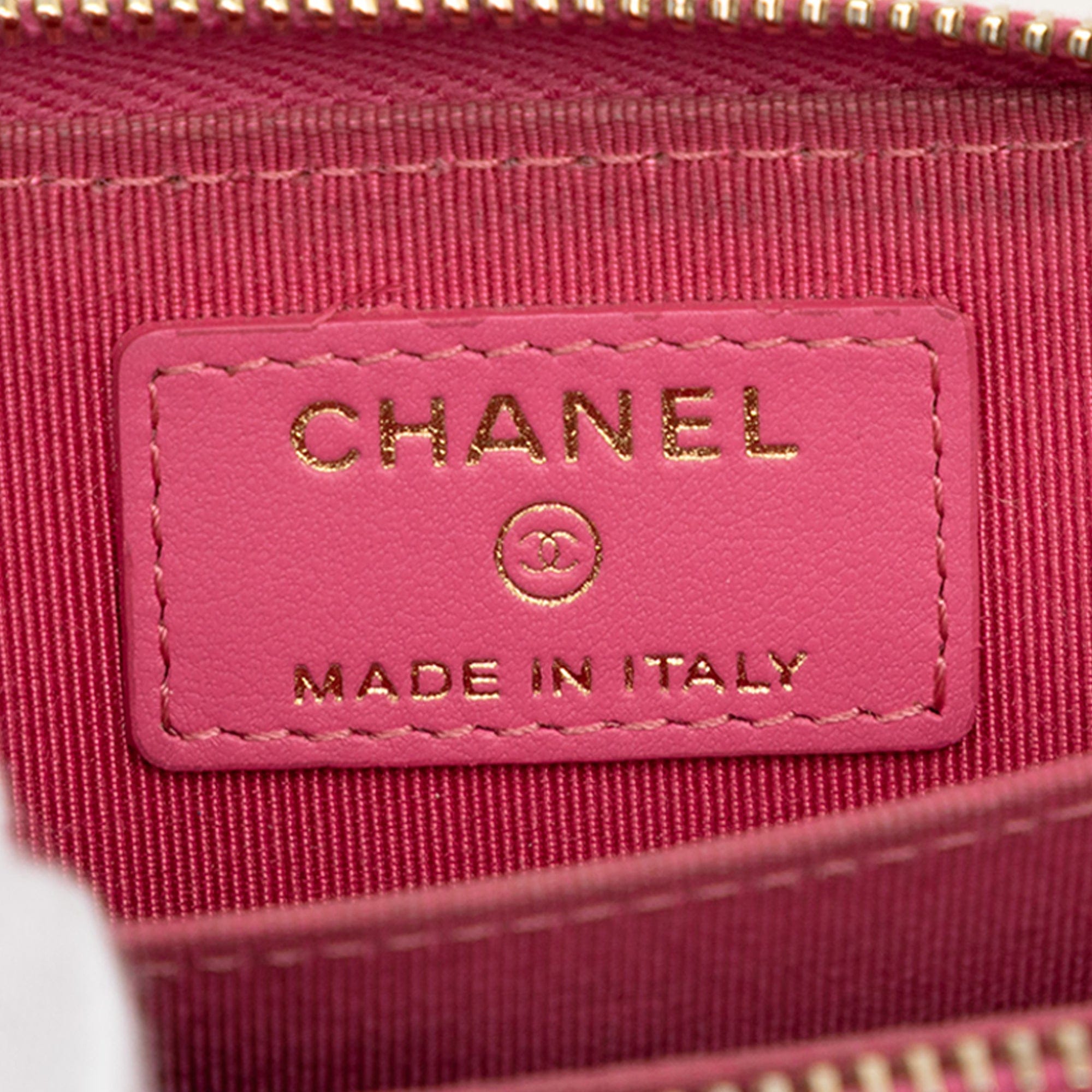 Chanel CC Quilted Caviar Zip Coin Purse