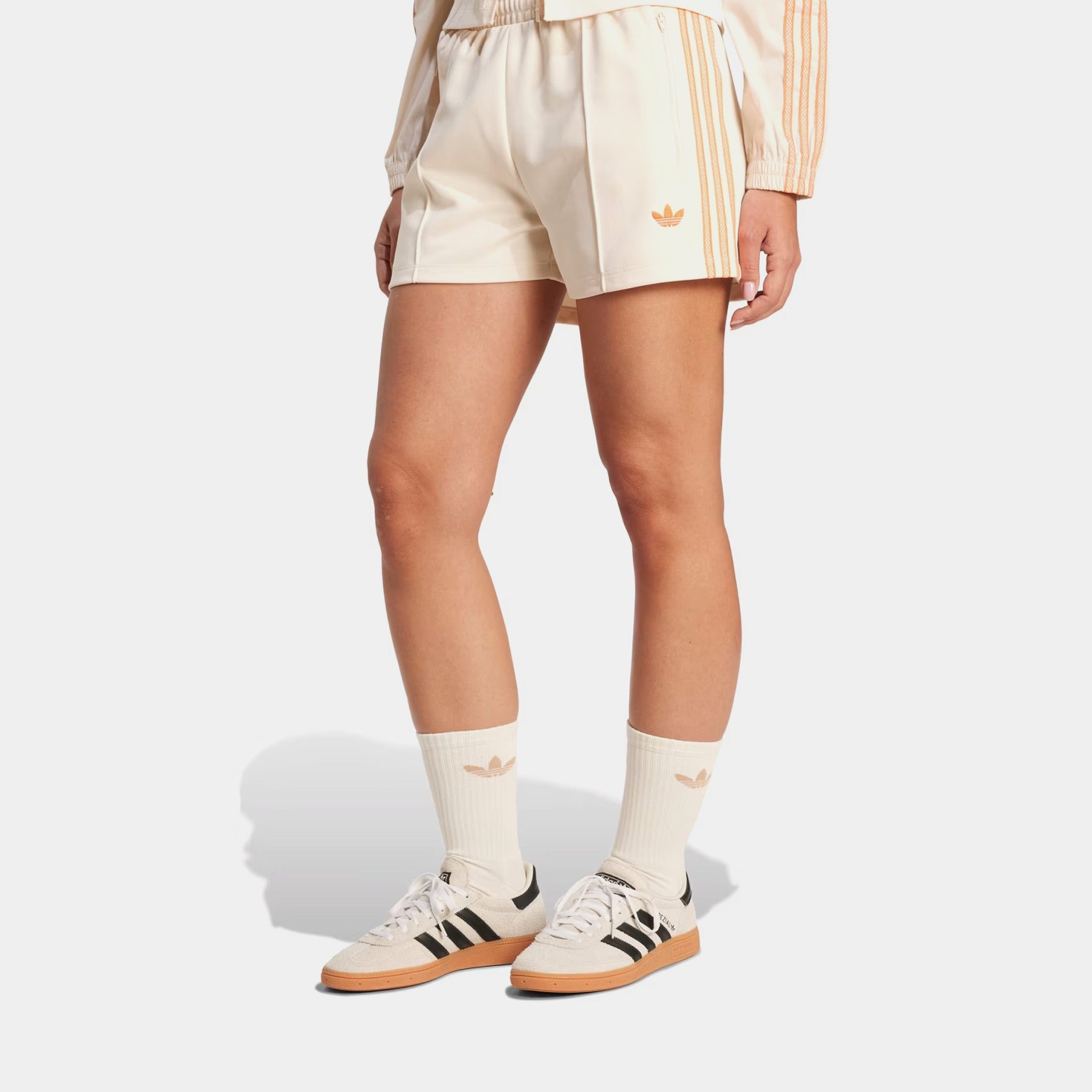 adidas Summer Glow Classic Womens Shorts (Wonder White)