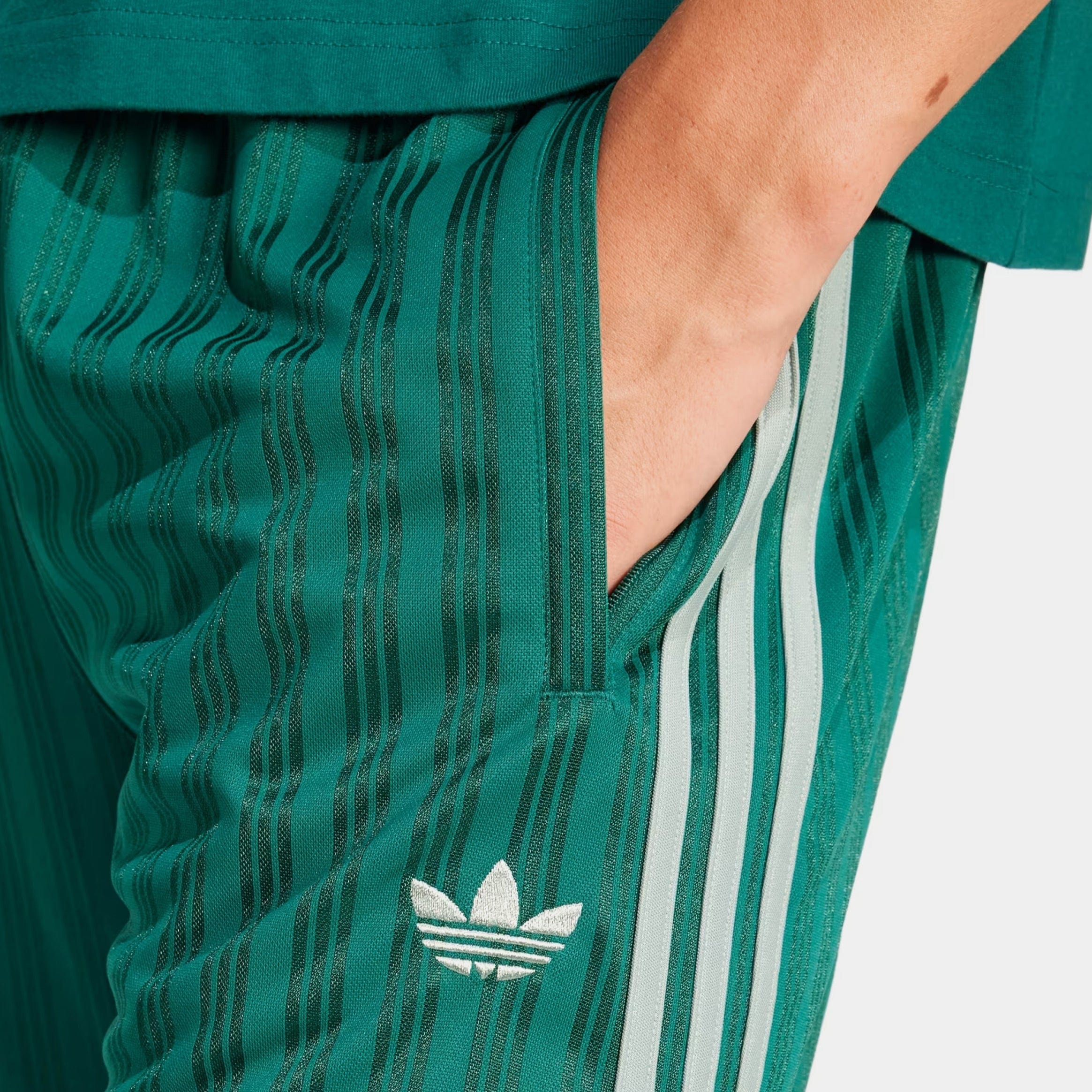 adidas Adicolor Poly Mens Shorts (Collegiate Green)