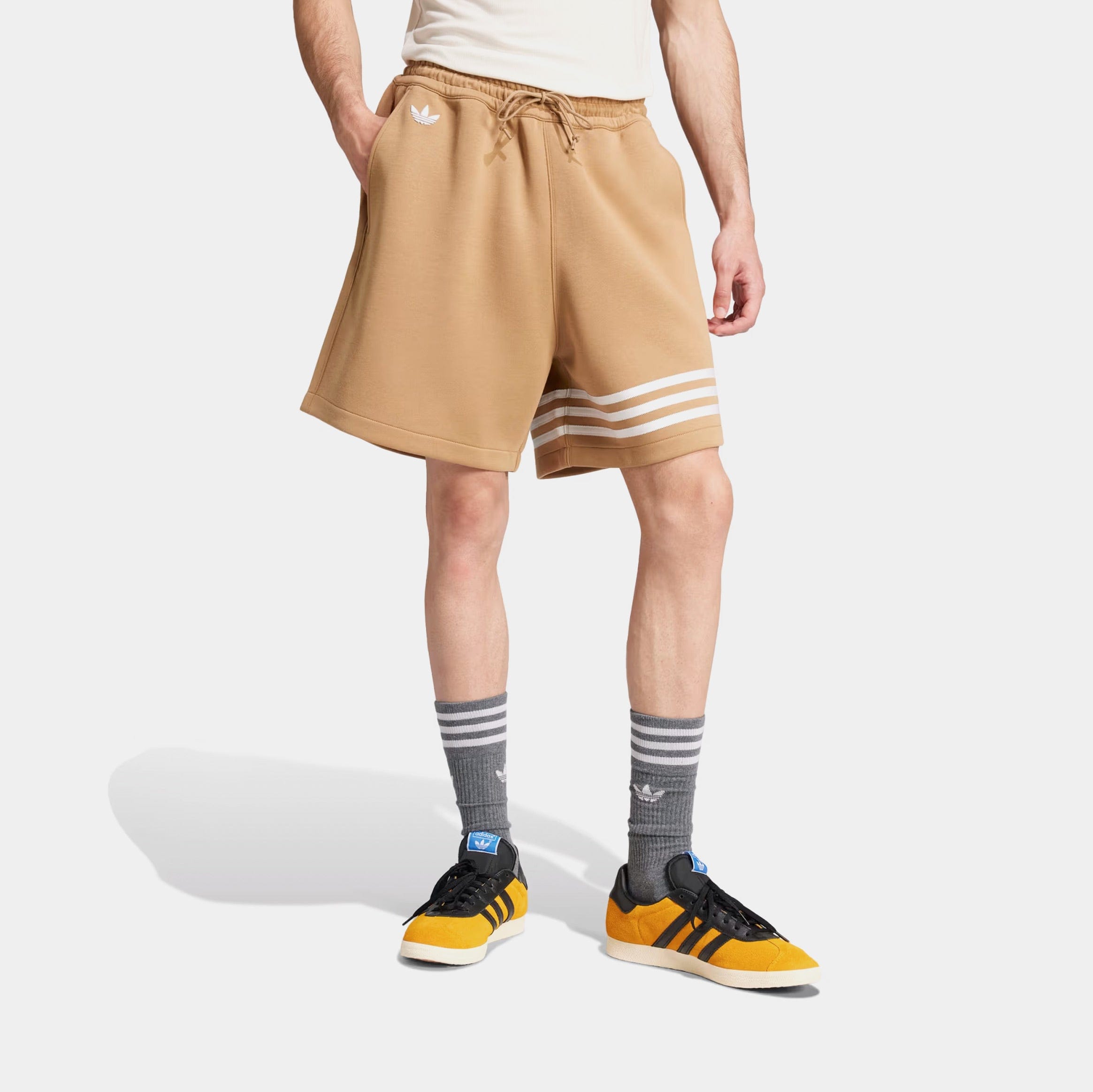 adidas Neuclassics 3 Stripes Mens Shorts (Cardboard Brown)