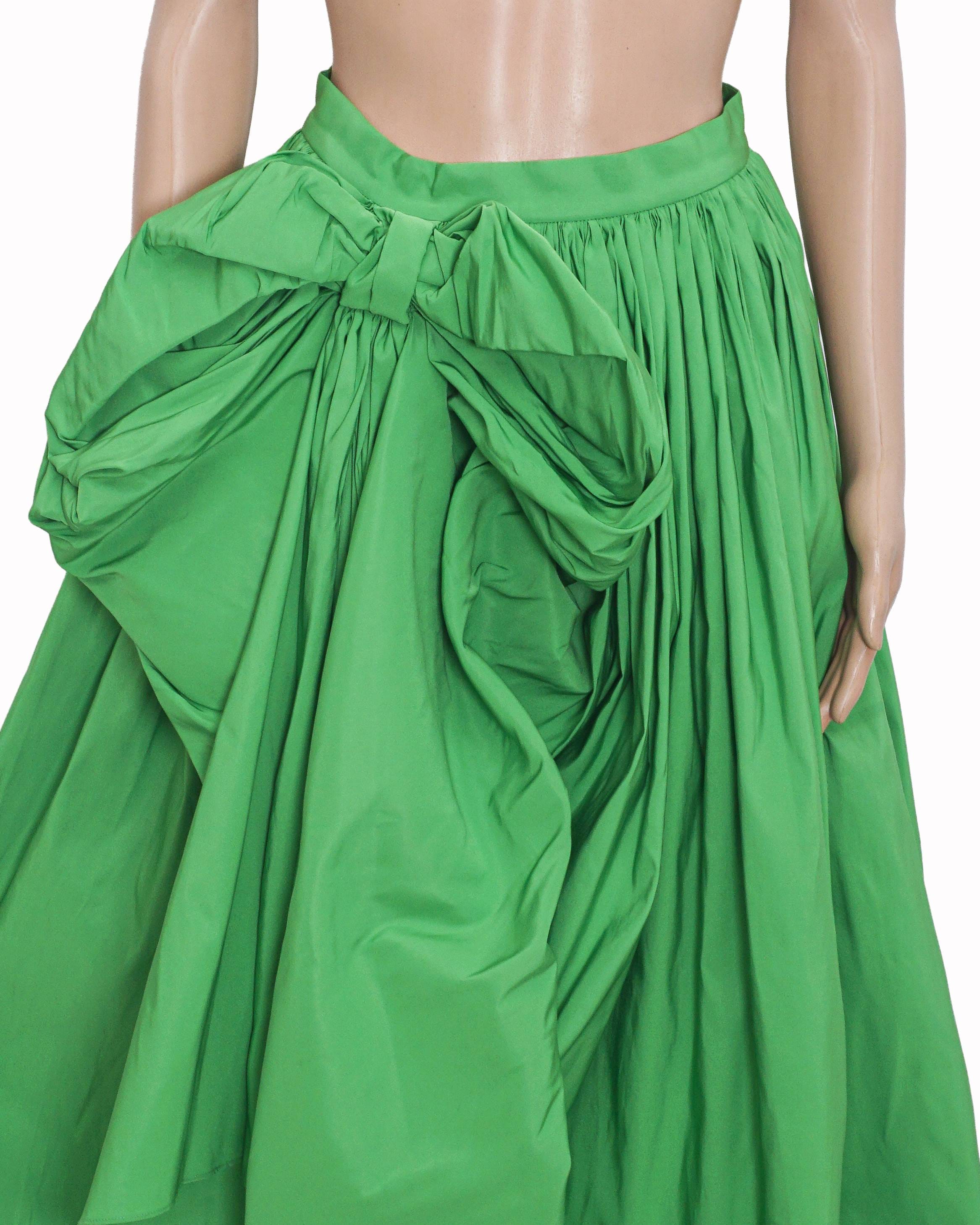 Alexander McQueen Kelly Green Taffeta Bow Detail High - Low Bubble Skirt