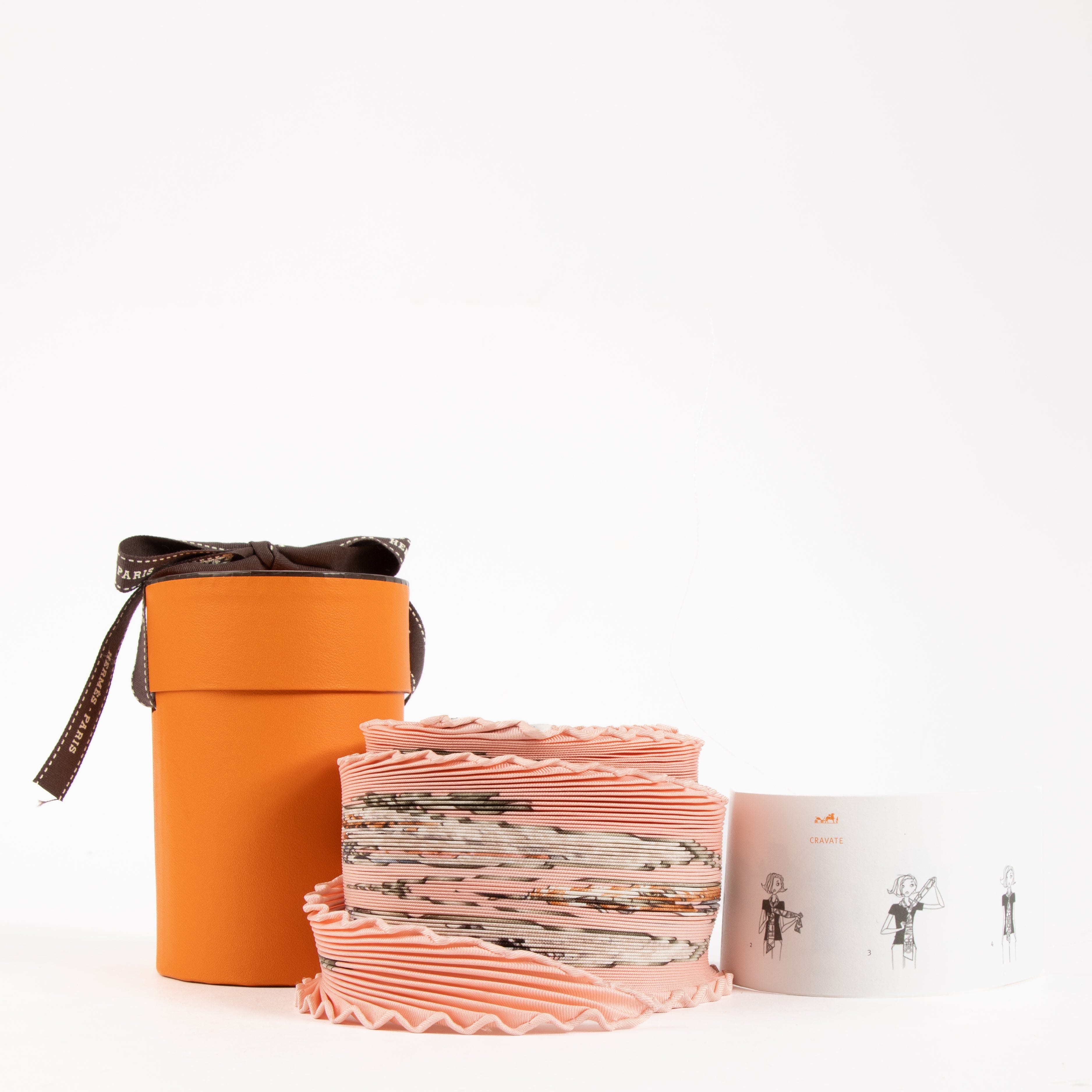 Hermès Pink Silk Des Moghuls Plissé 90 Scarf