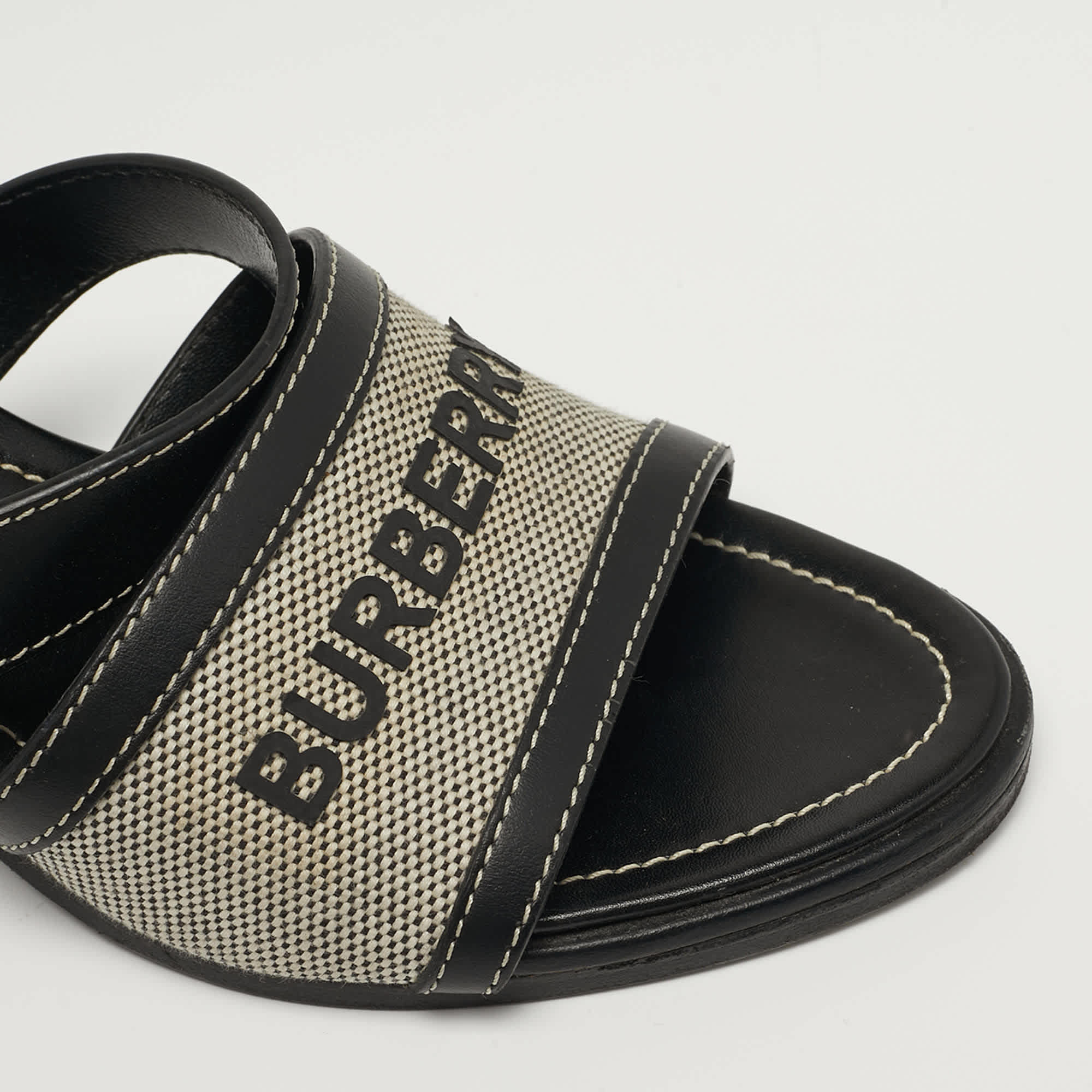 Burberry Honour