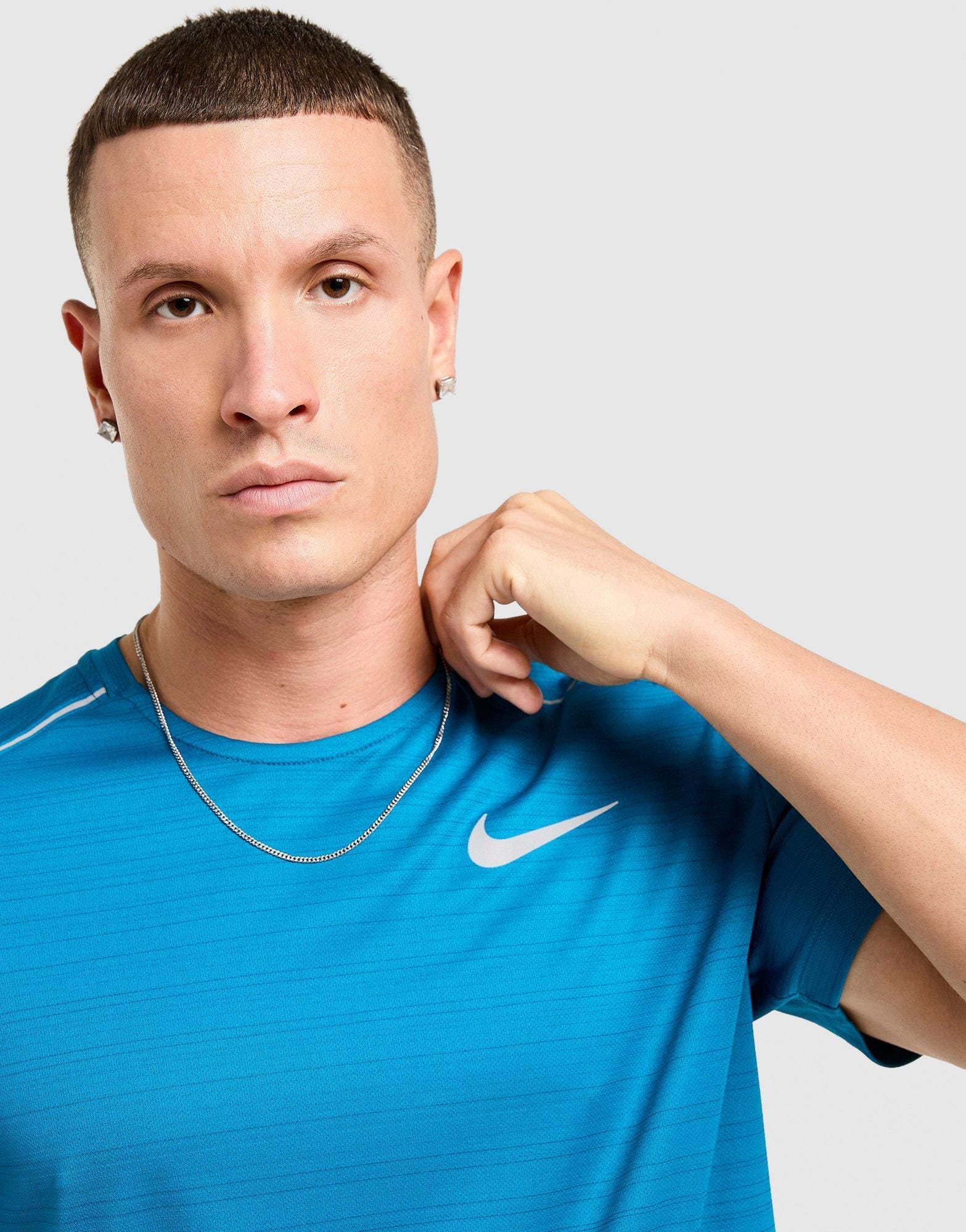 Nike Short - Sleeve Running Shirt