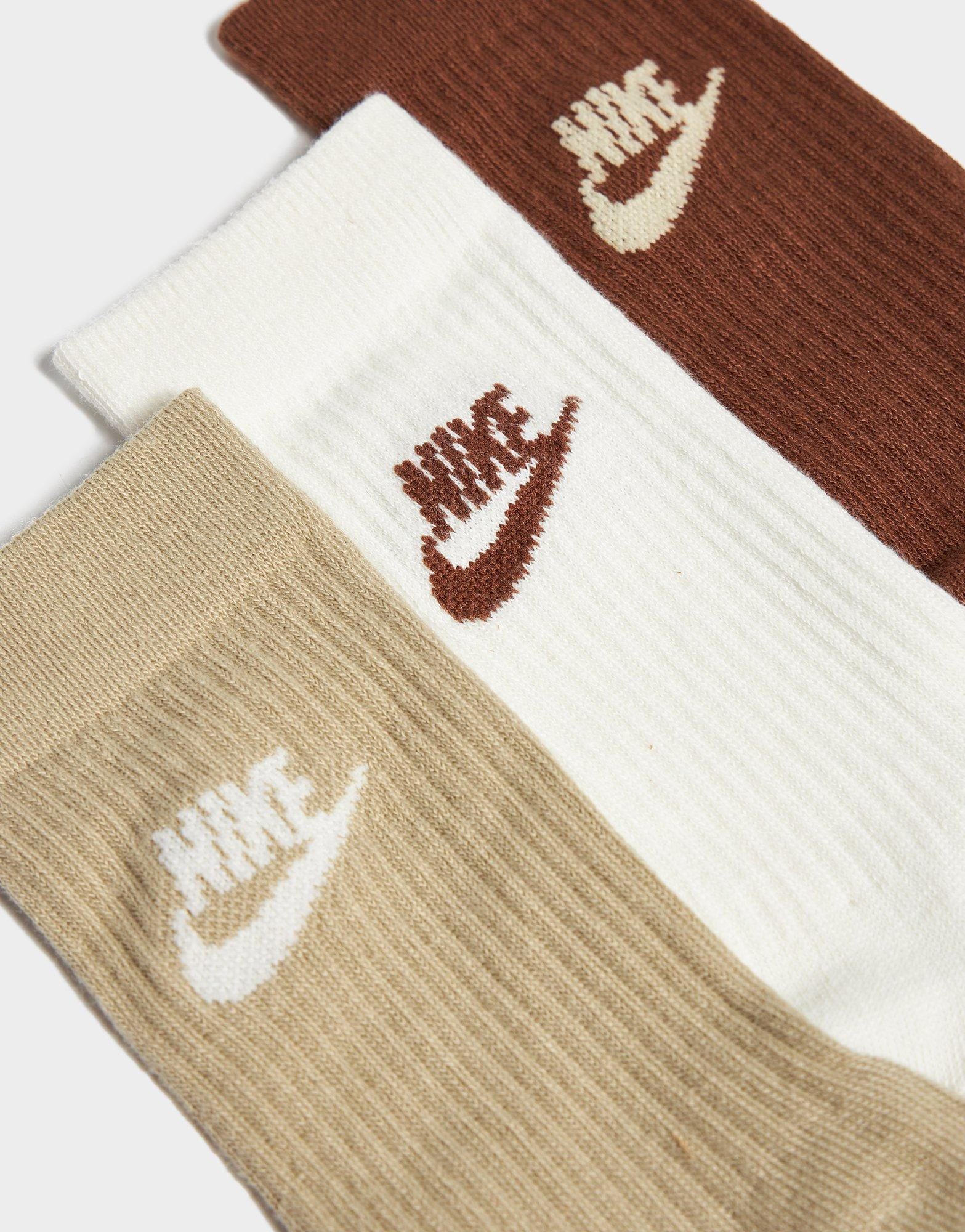 Nike Sportswear Essential Crew Socks
