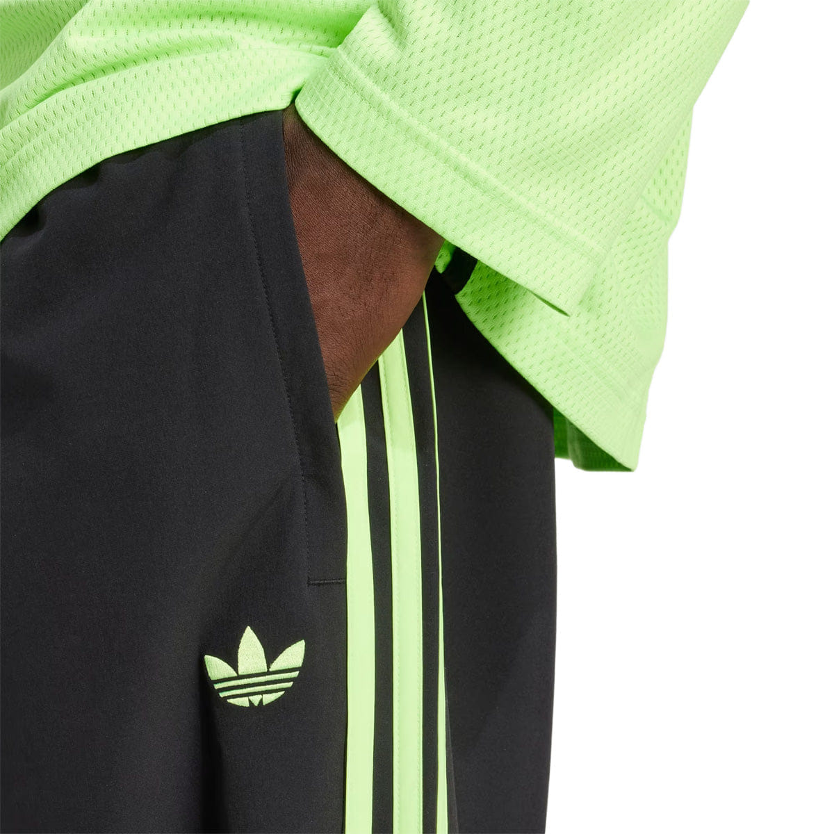 adidas Adicolor Woven Drill Pant Black/Signal Green