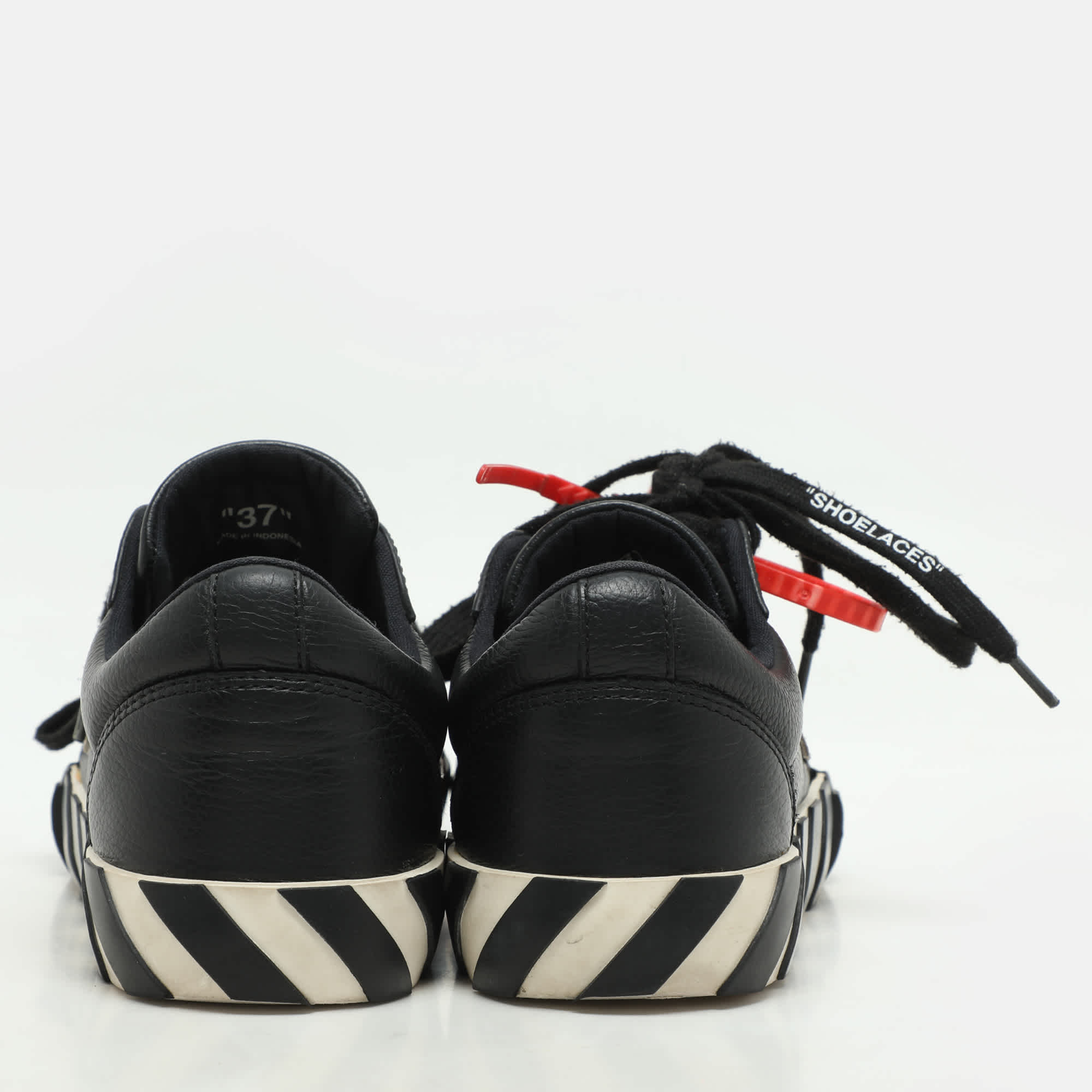 Off - White Black Leather Vulcanized Low Top Sneakers
