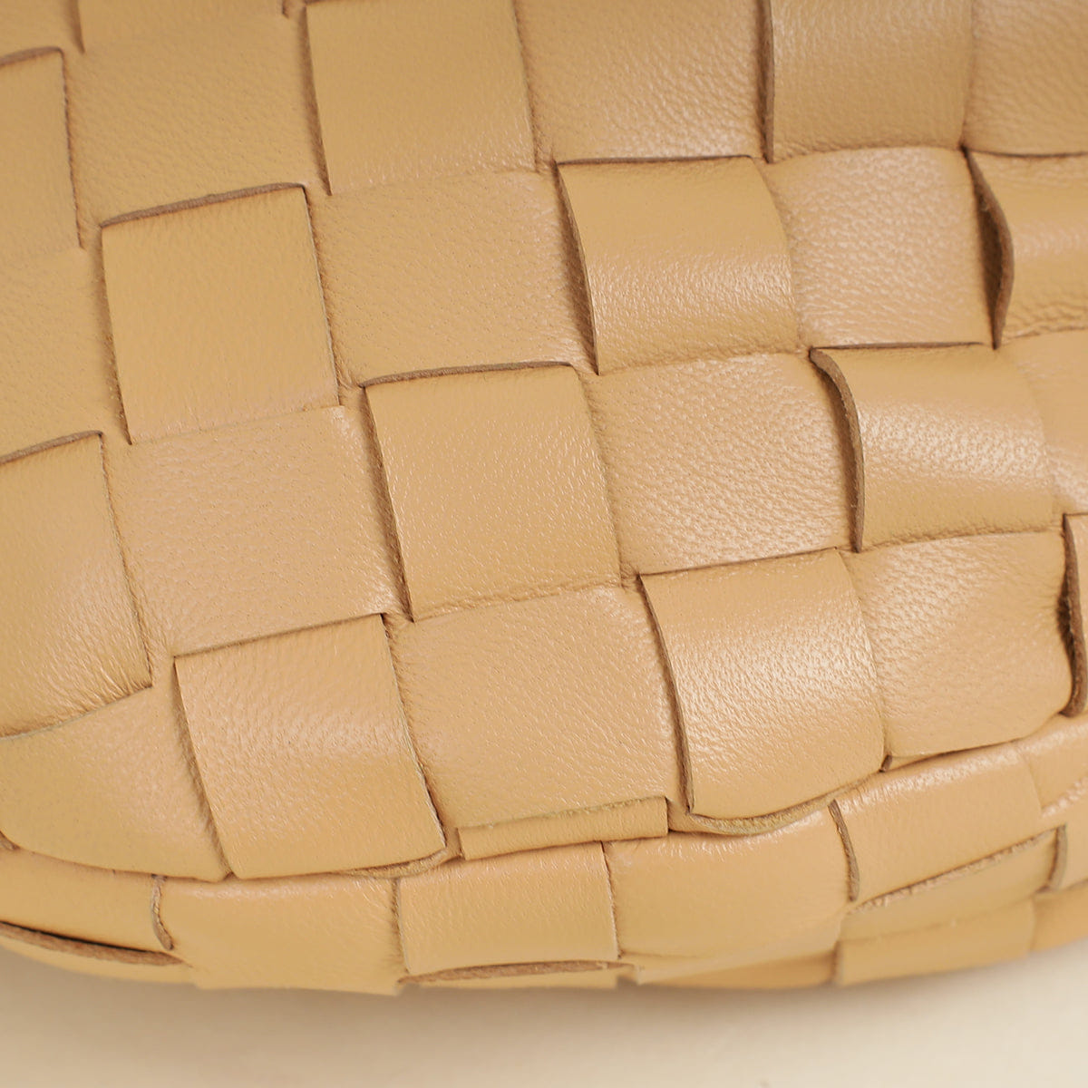 Bottega Veneta Beige Intrecciato Chain Mini Jodie Bag