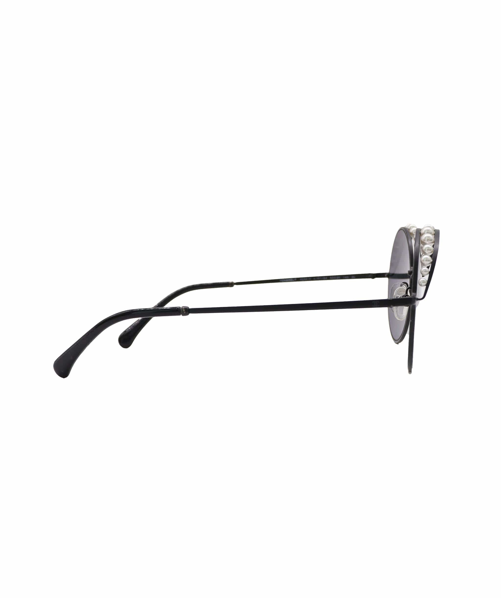CHANEL PEARL EMBELLISHED ROUND BLACK BLACK ASC7309