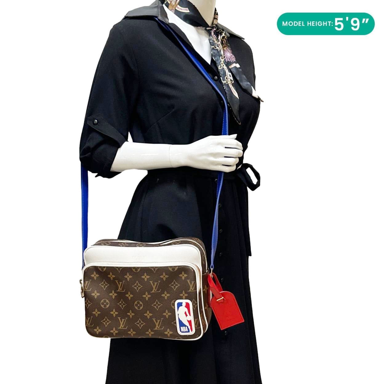 LOUIS VUITTON x NBA Monogram Nil Monogram Canvas Messenger Bag Brown