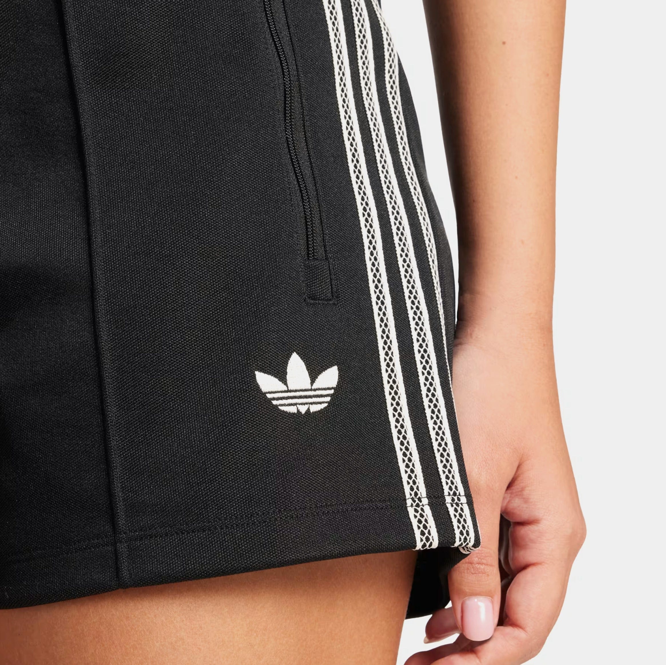 adidas Summer Glow Classic Womens Shorts (Black/Beige)