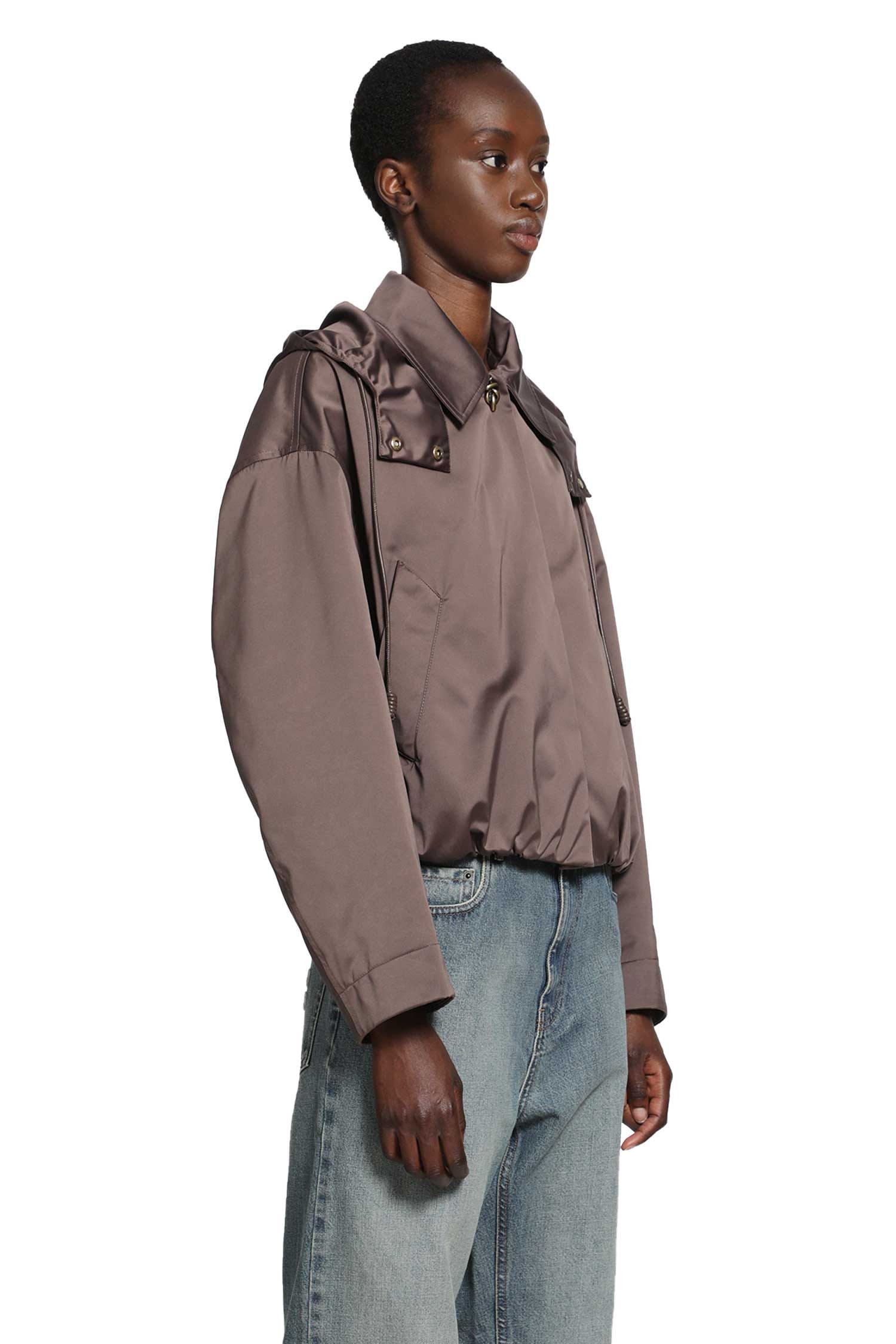 Moncler Chevreuil Duchesse Short Down Jacket