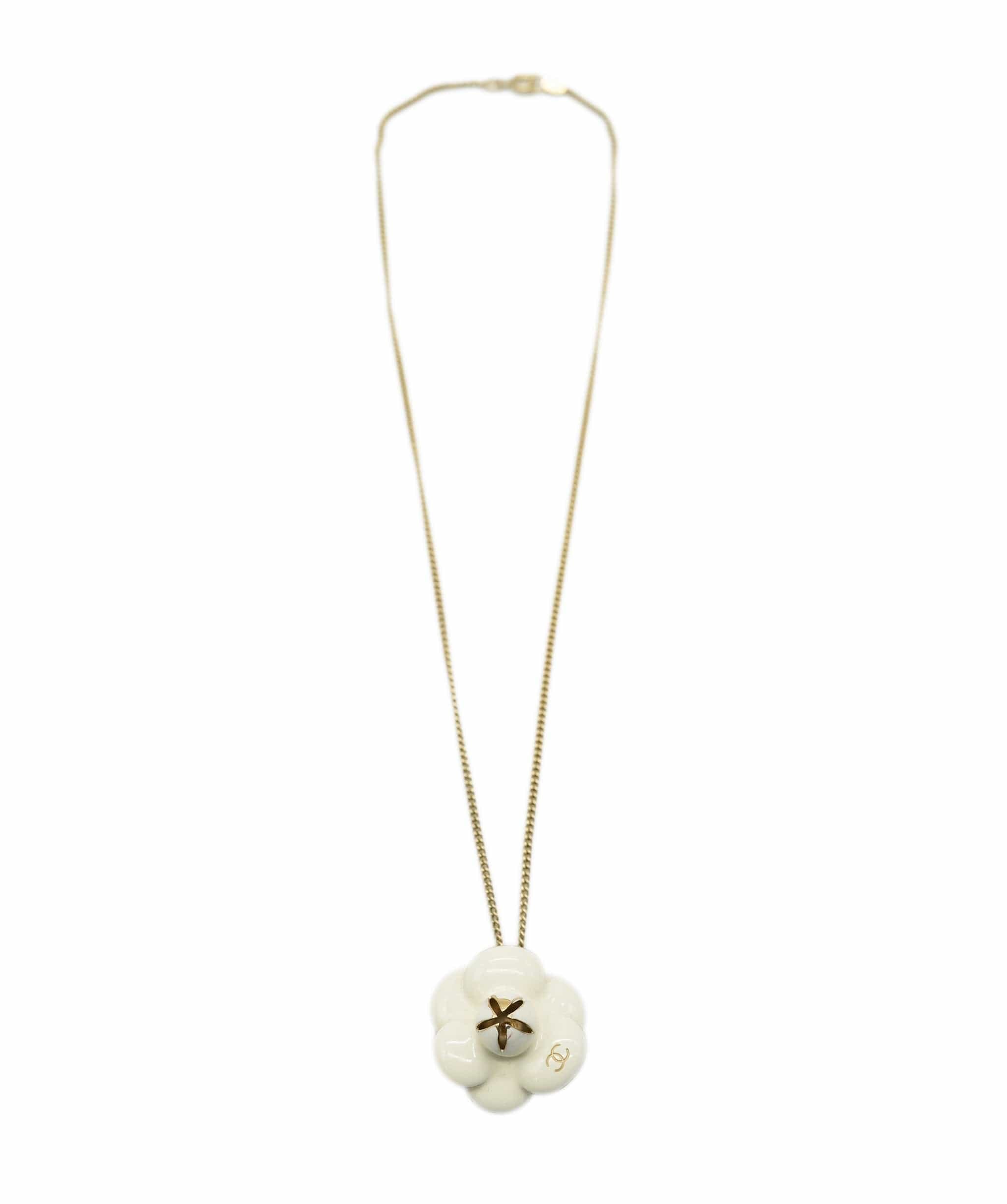 Chanel cream camellia flower pendant necklace - AJL0184