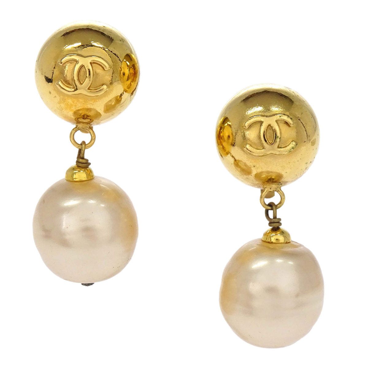 Chanel CC Logos Sphere Costume Pearl Dangle Clip - On Earrings 29