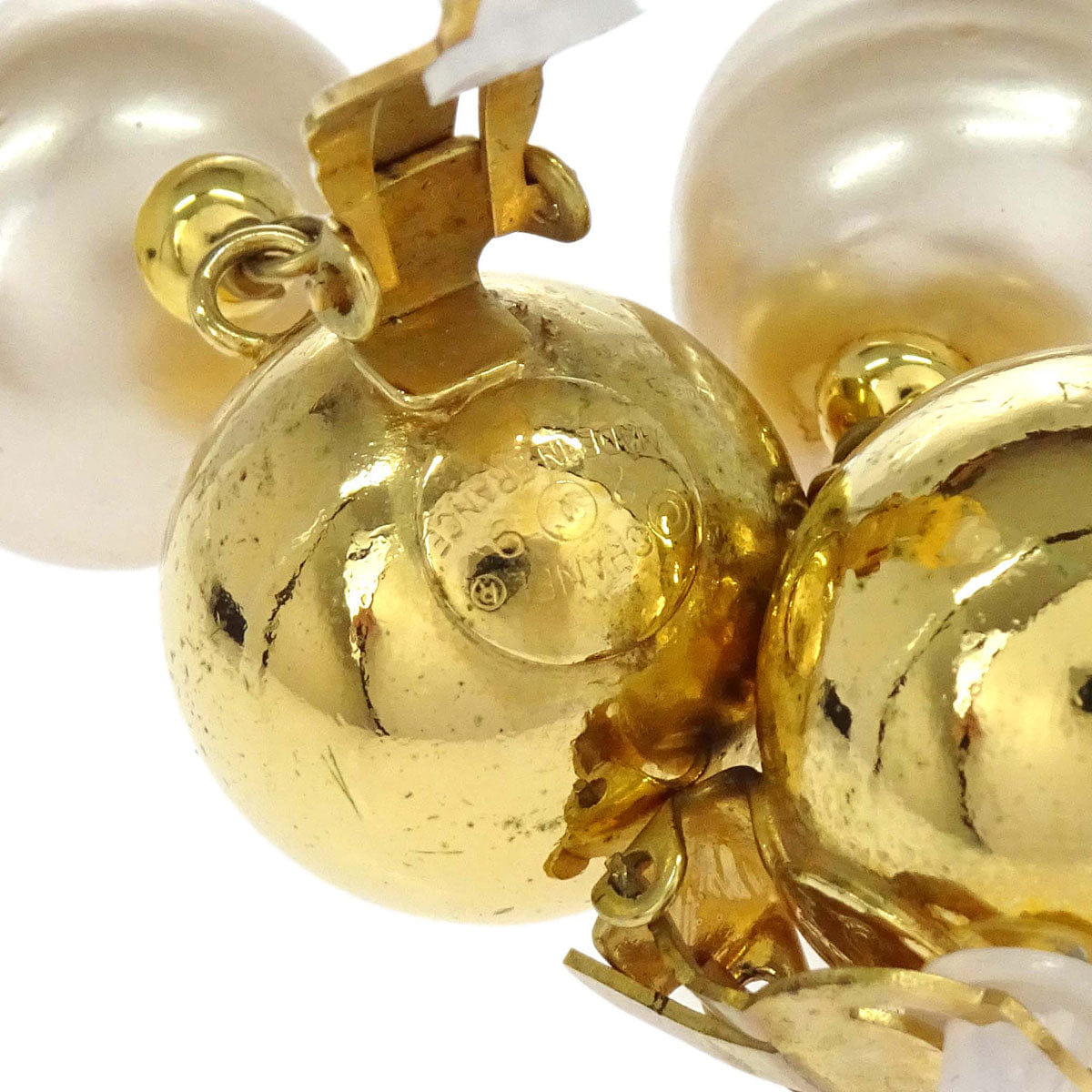 Chanel CC Logos Sphere Costume Pearl Dangle Clip - On Earrings 29