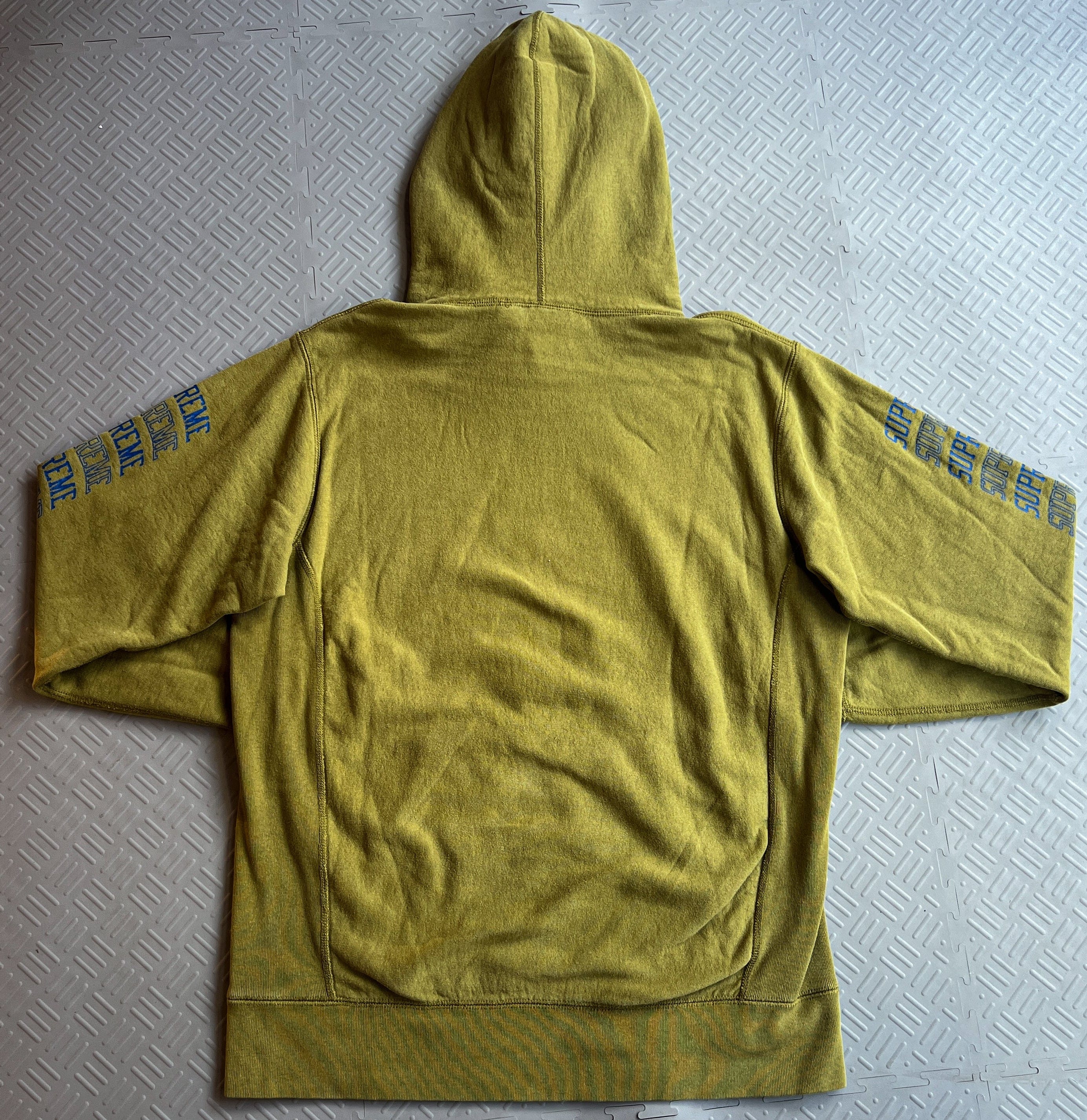 Supreme SS17 Supreme Sleeve Logo Hoodie Green (L)